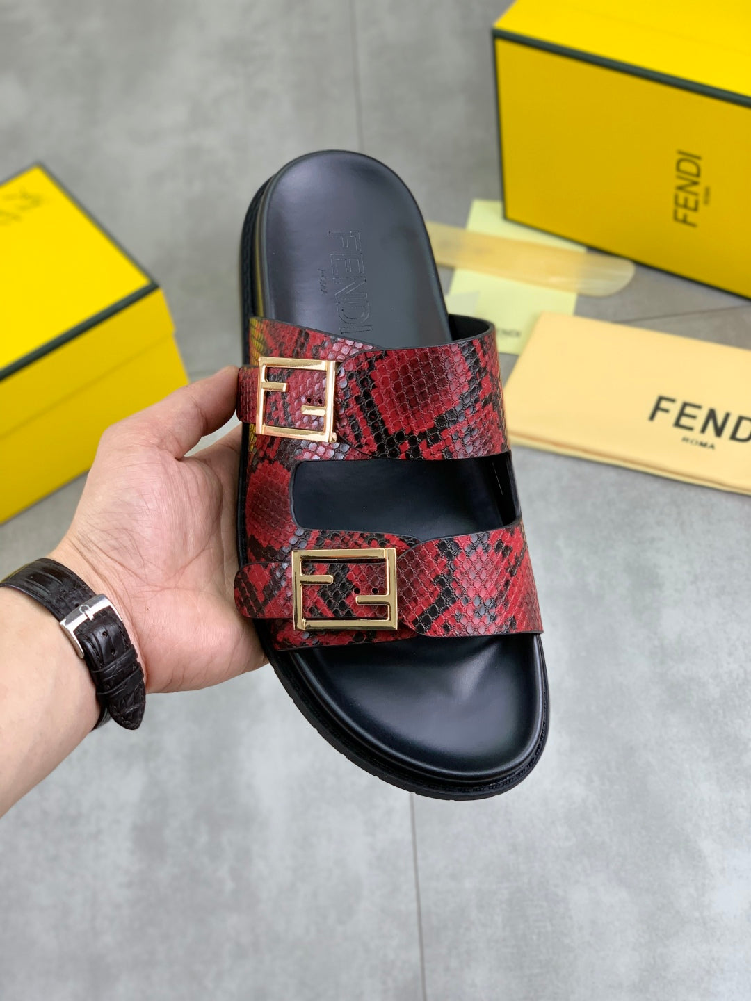 LuxluxHouse Best Quality Sandals Fendi