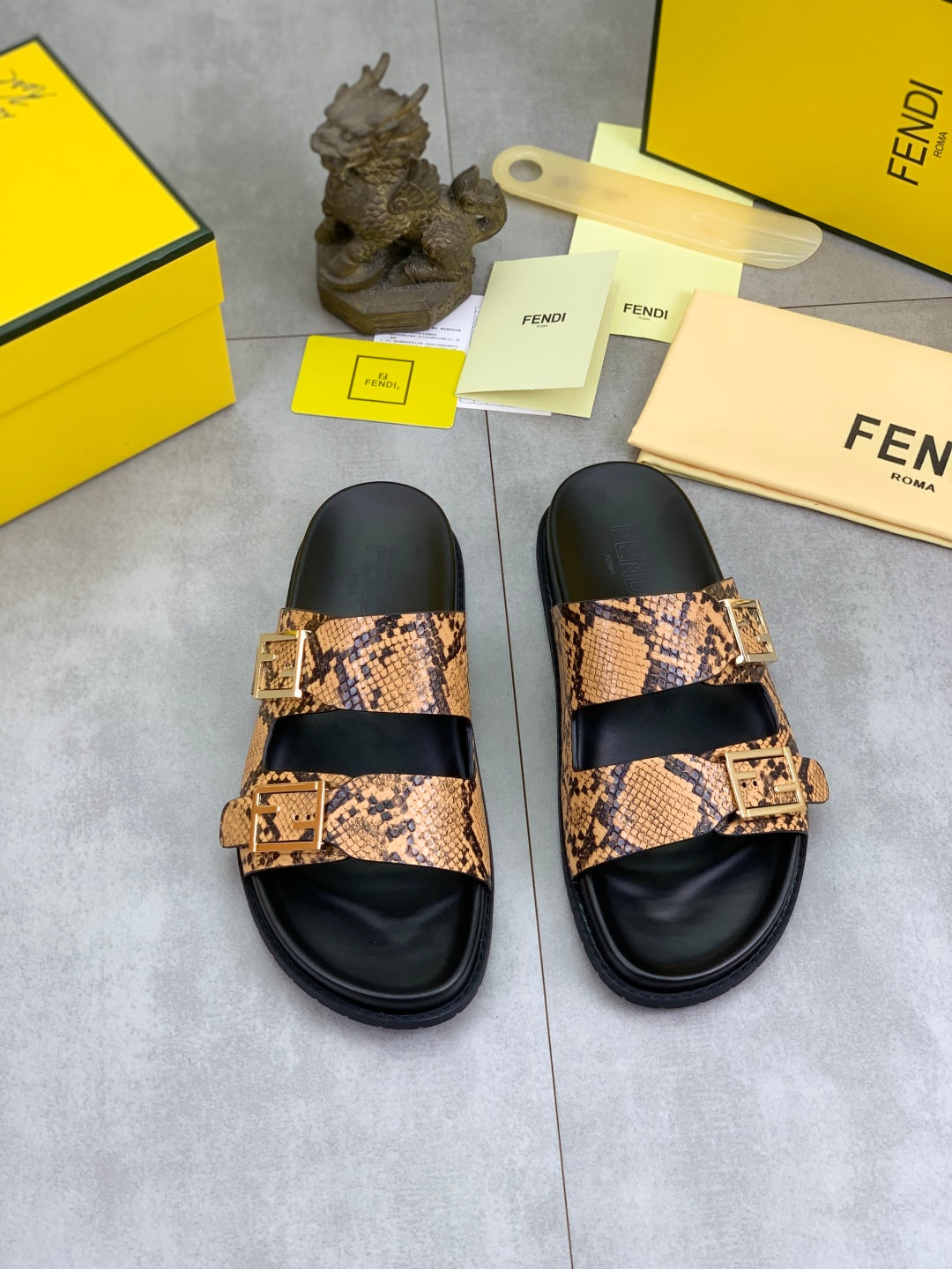 LuxluxHouse Best Quality Sandals Fendi