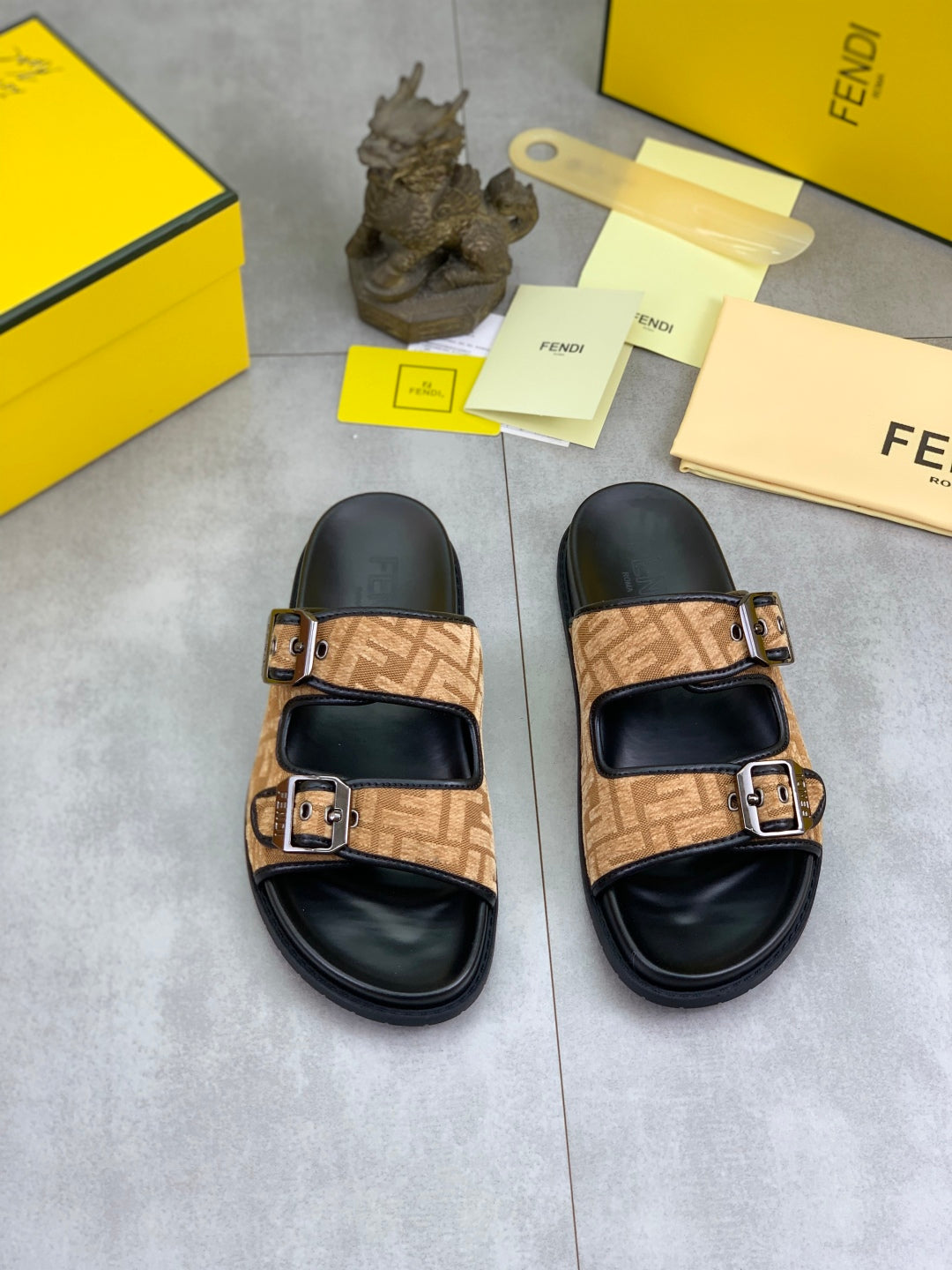 LuxluxHouse Best Quality Sandals Fendi