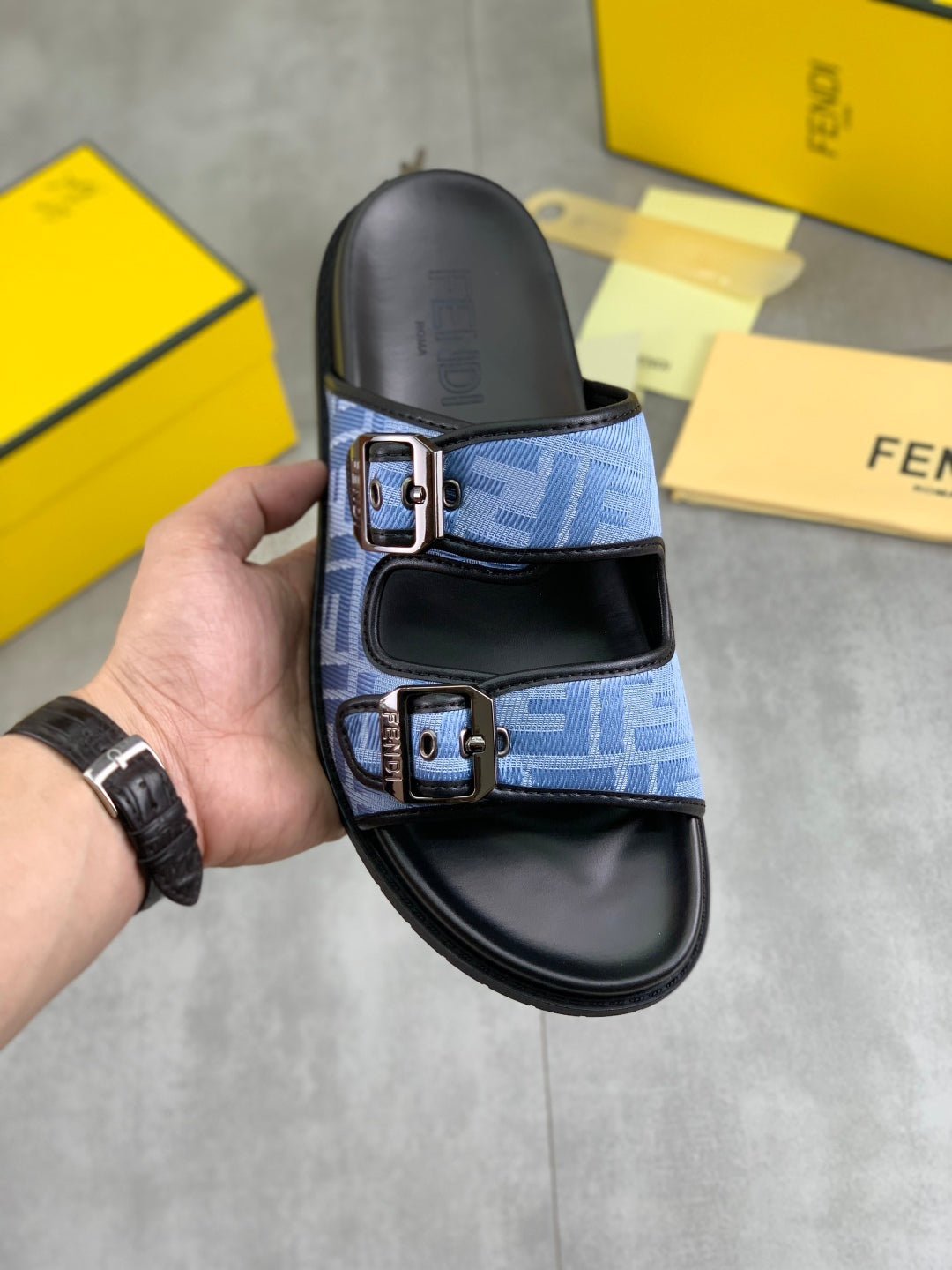LuxluxHouse Best Quality Sandals Fendi