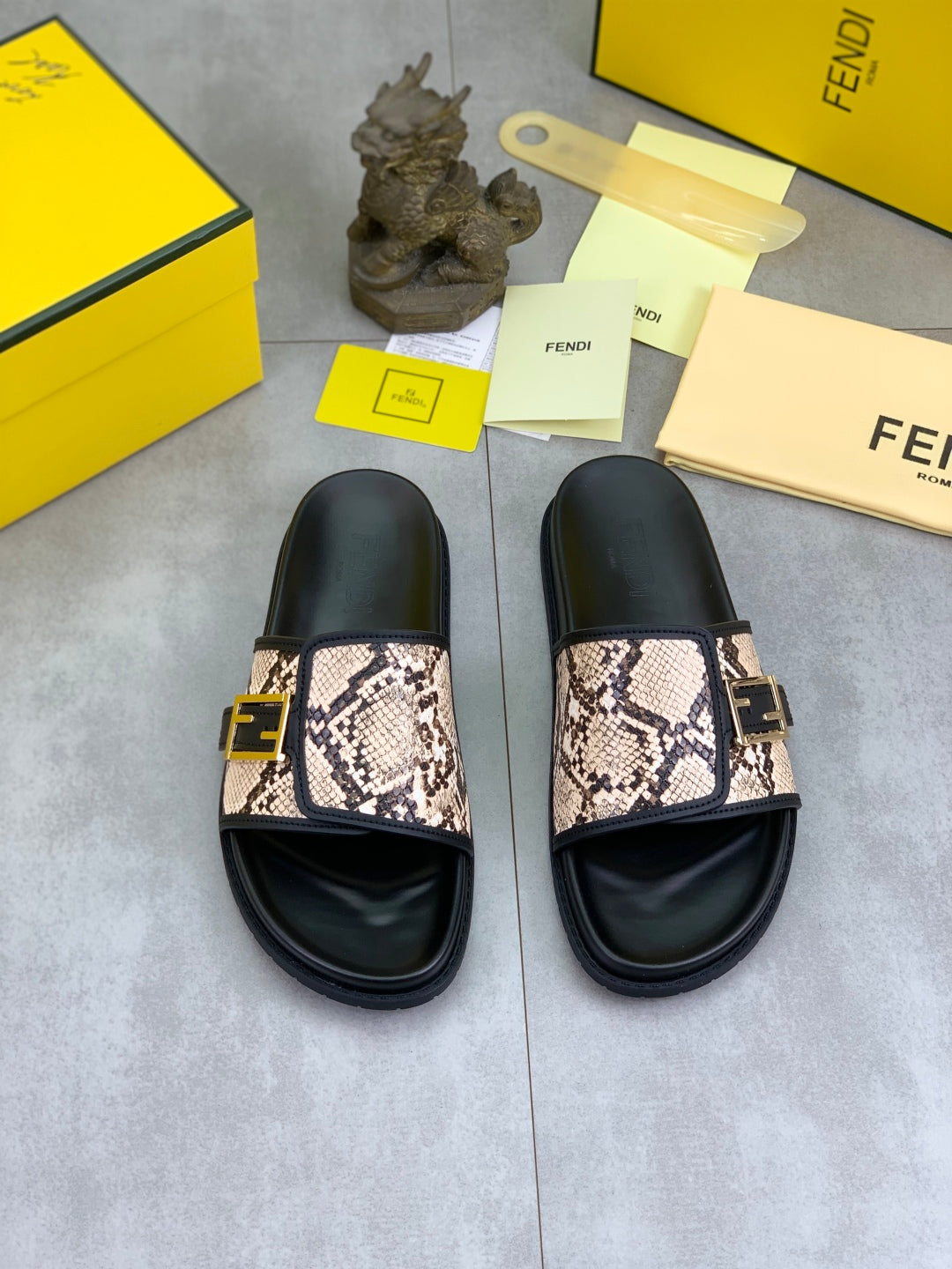 LuxluxHouse Best Quality Sandals Fendi