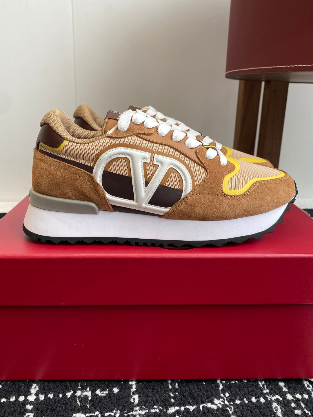 LuxluxHouse Best Quality Shoes Valentino