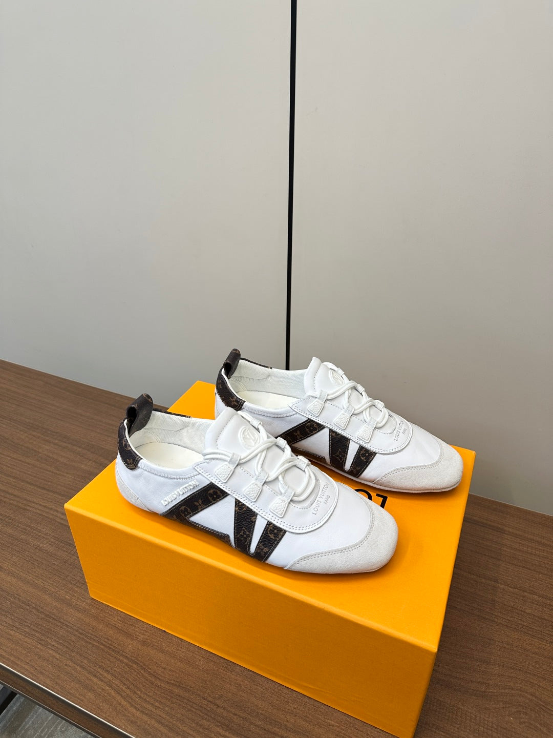 LuxluxHouse Best Quality Women Shoes Louis Vuitton