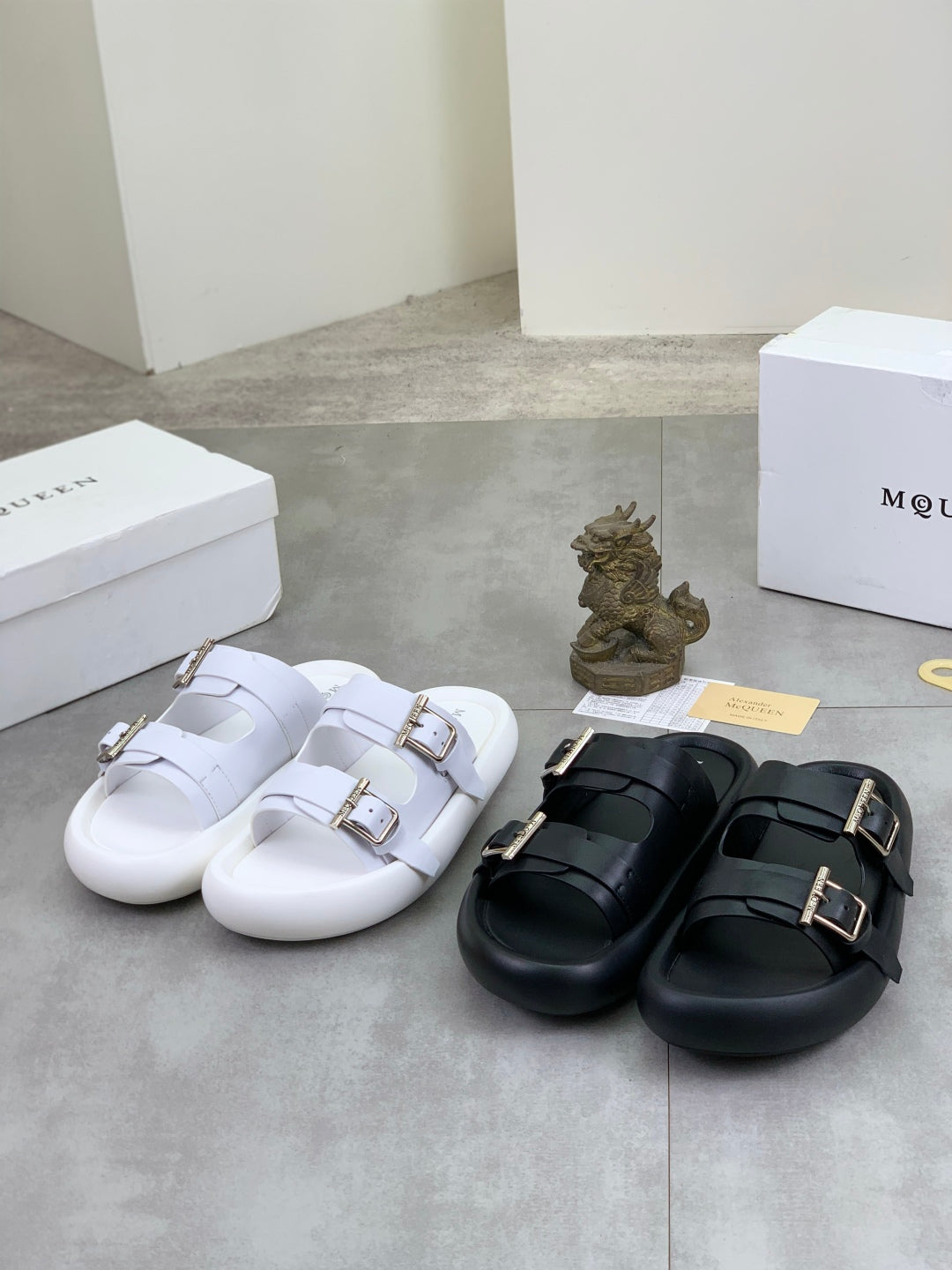 LuxluxHouse Best Quality Sandals Alexander McQueen