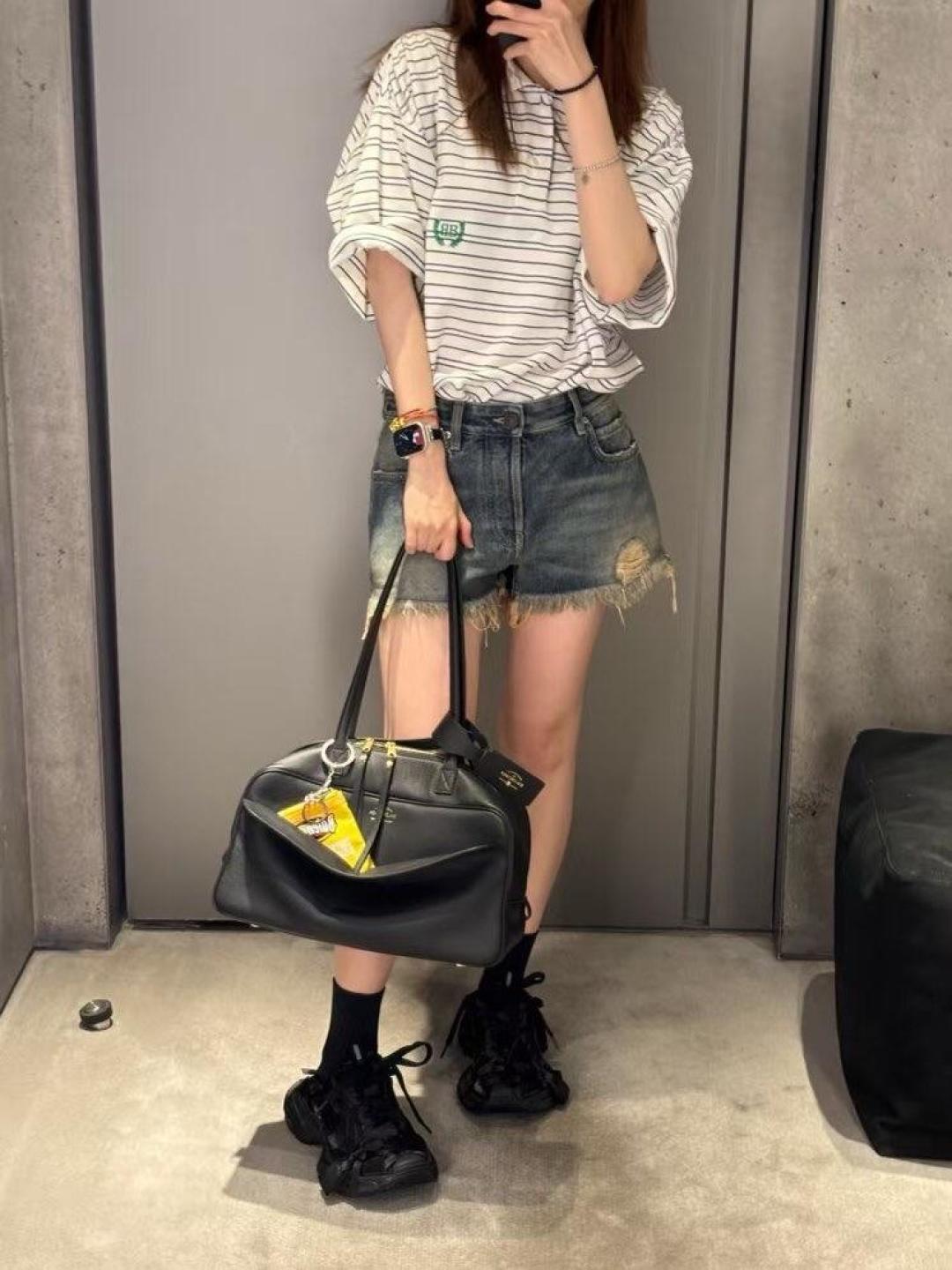 LuxluxHouse Best Quality Clothes Balenciaga Shirts&Polo