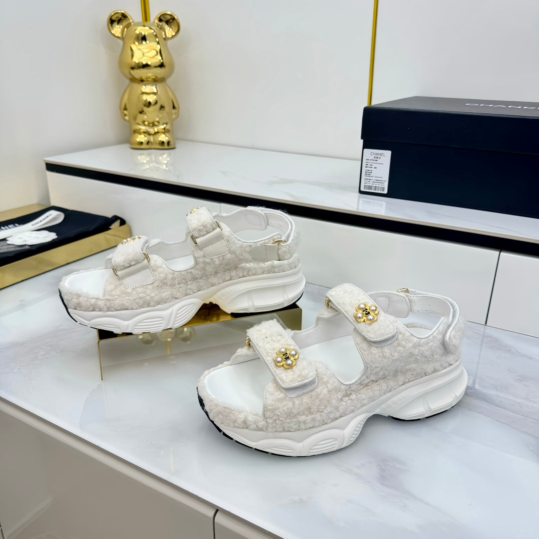 LuxluxHouse Best Quality Chanel Sandals