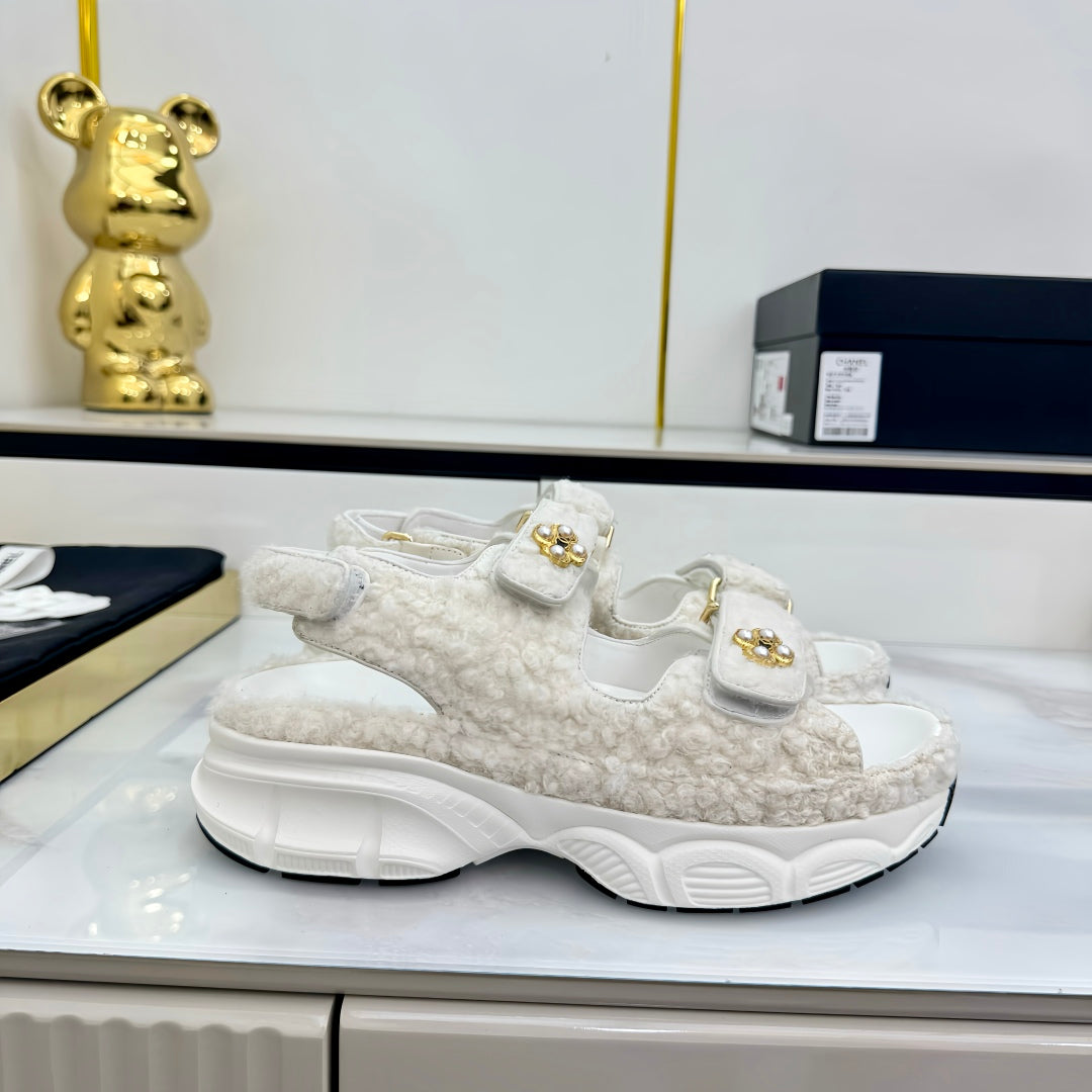 LuxluxHouse Best Quality Chanel Sandals