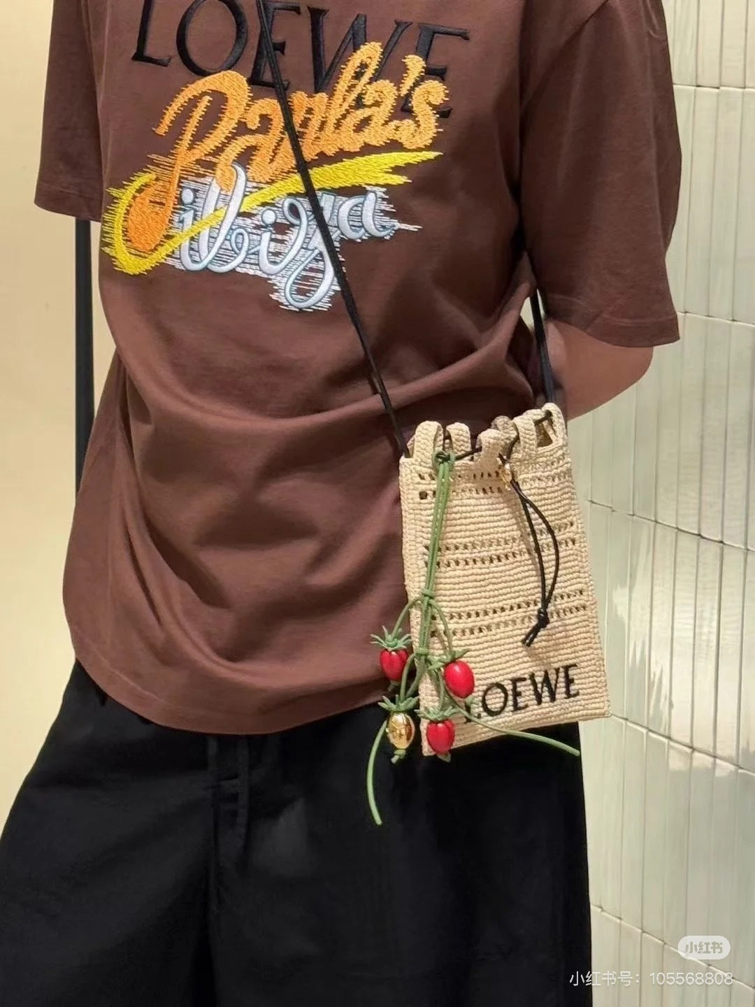 LuxluxHouse Best Quality Clothes T-shirt Loewe