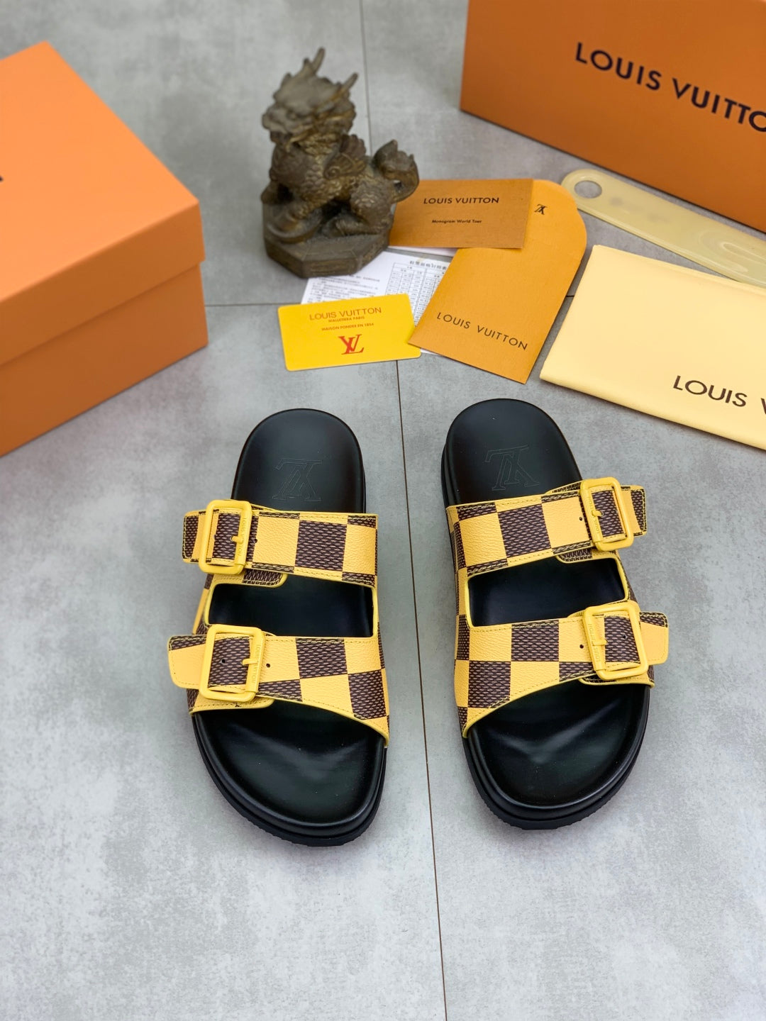 LuxluxHouse Best Quality Sandals Louis Vuitton