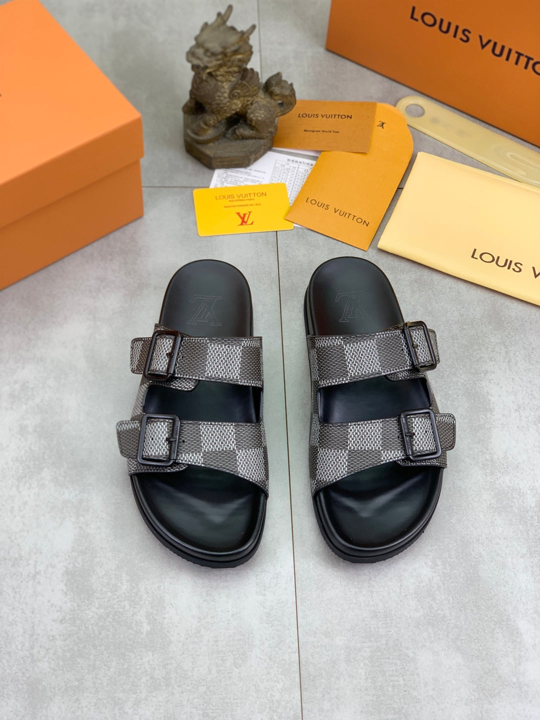 LuxluxHouse Best Quality Sandals Louis Vuitton