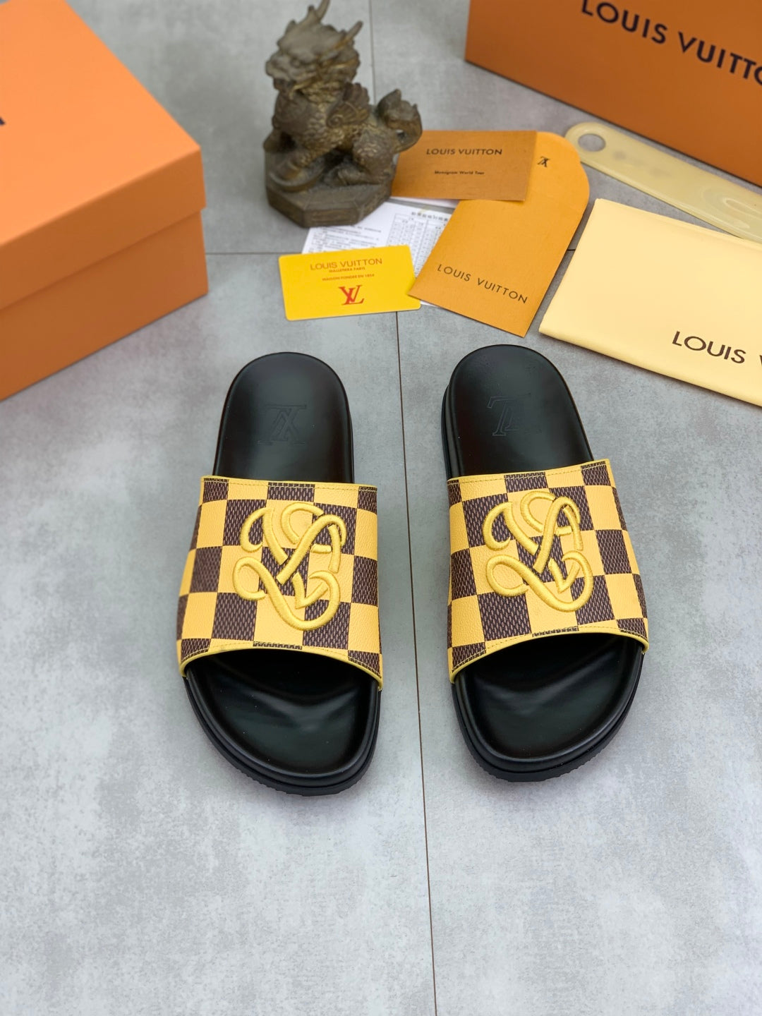 LuxluxHouse Best Quality Sandals Louis Vuitton