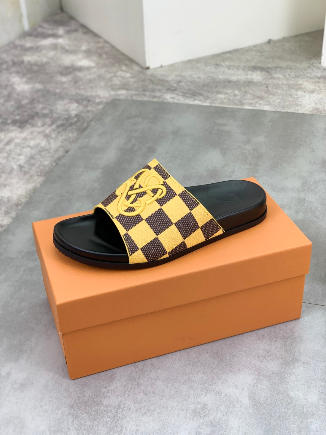 LuxluxHouse Best Quality Sandals Louis Vuitton