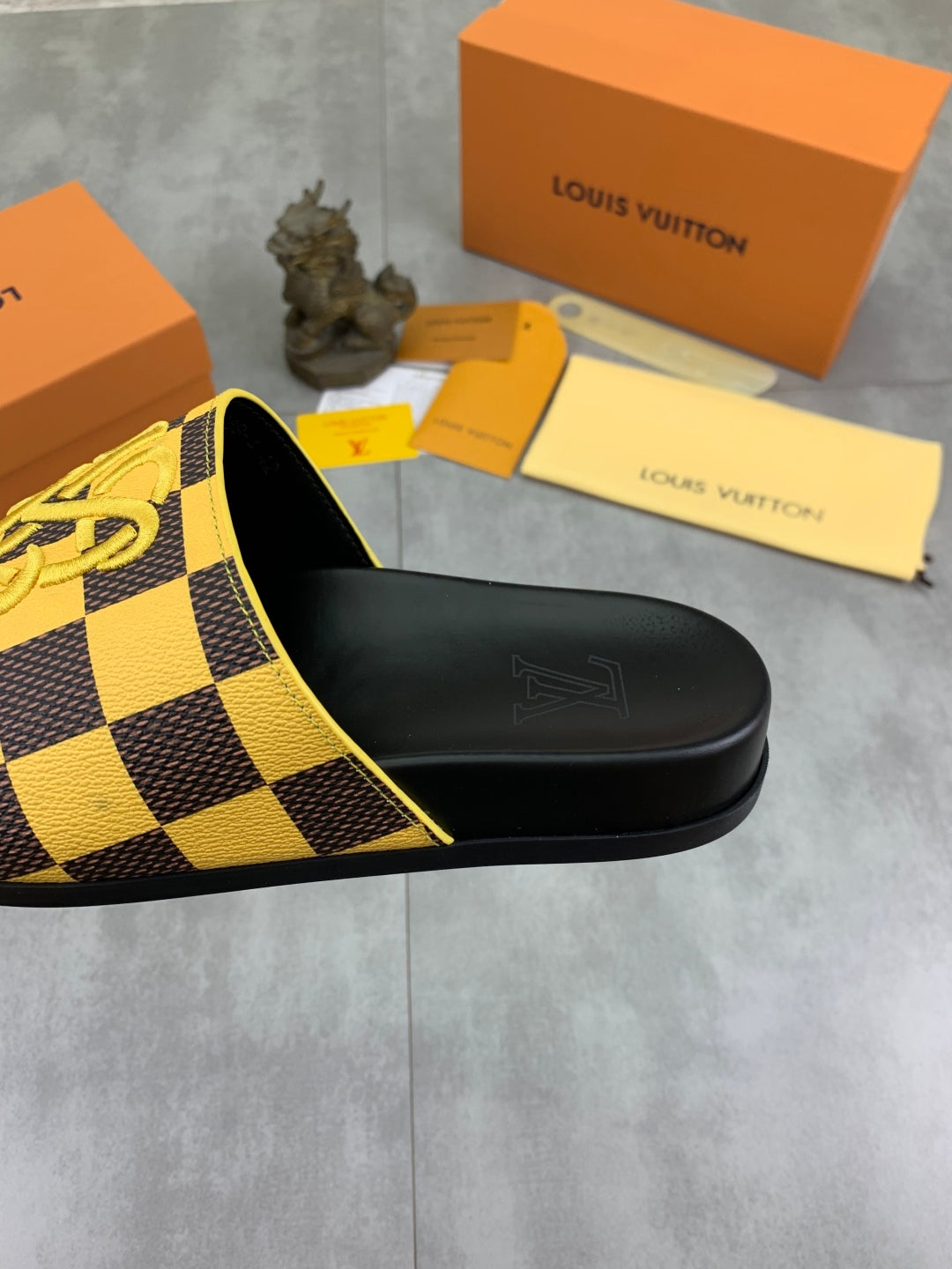 LuxluxHouse Best Quality Sandals Louis Vuitton