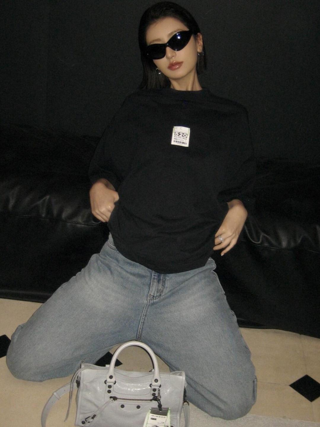 LuxluxHouse Best Quality Clothes Balenciaga T-shirt