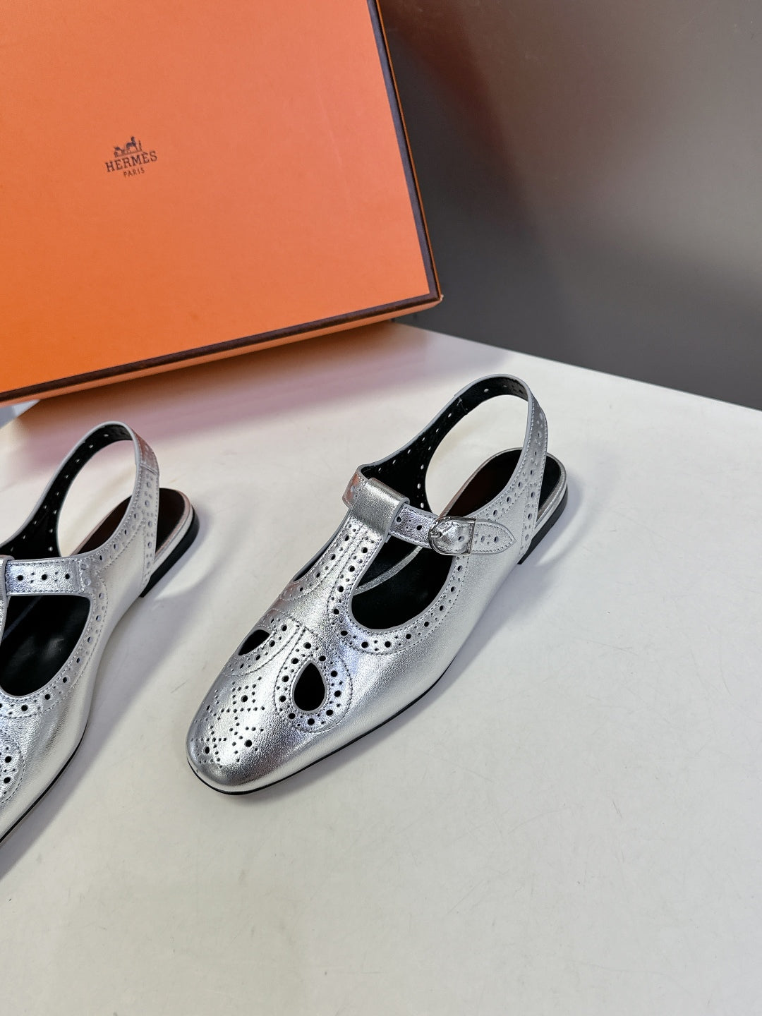 LuxluxHouse Best Quality Women Shoes Hermes