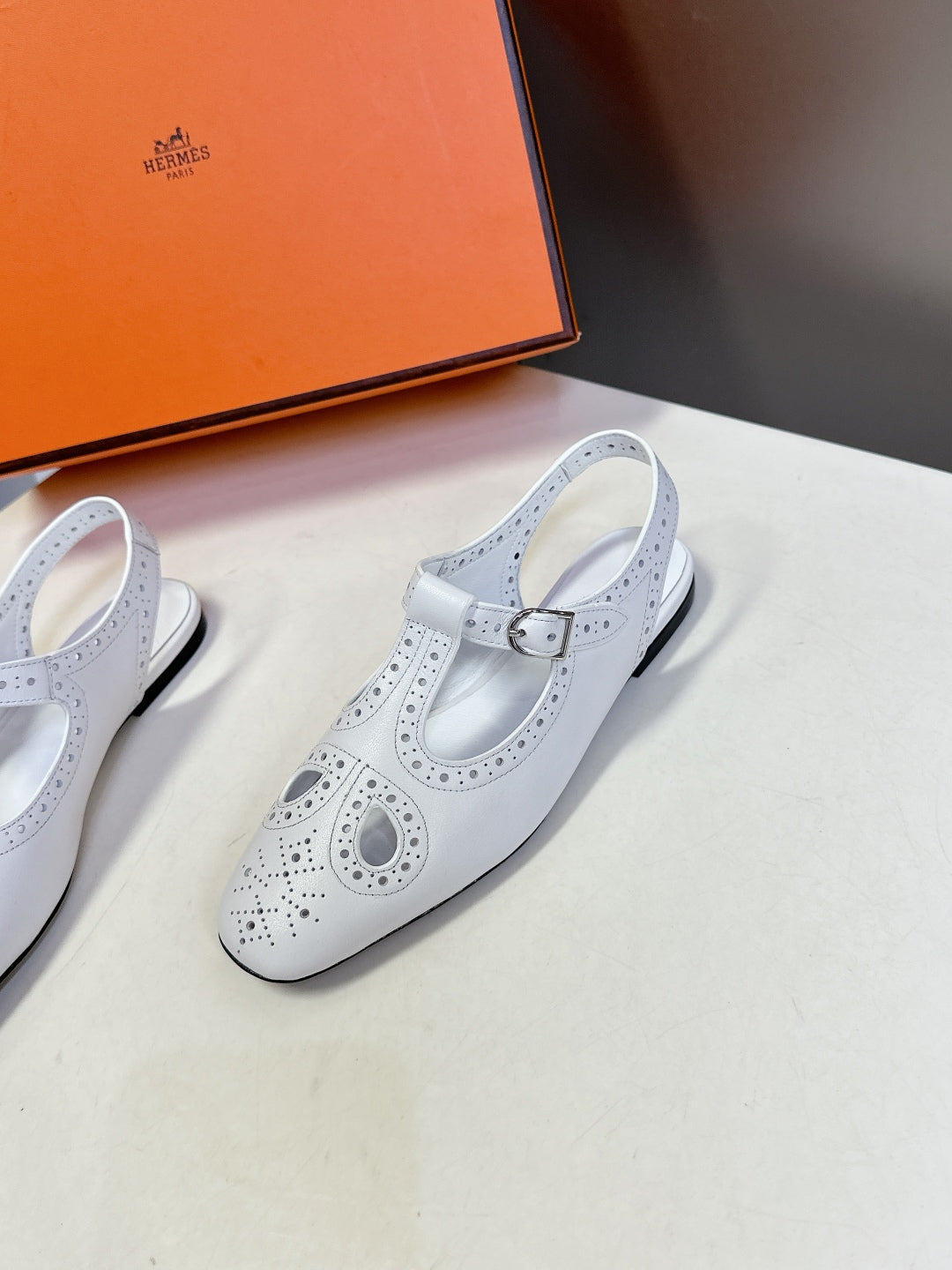 LuxluxHouse Best Quality Women Shoes Hermes