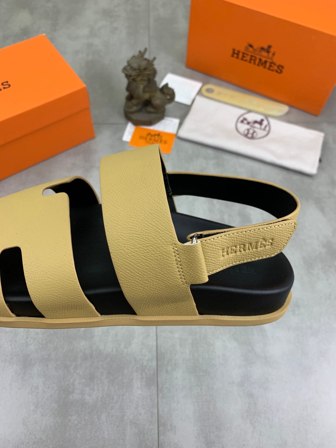 LuxluxHouse Best Quality Sandals Hermes