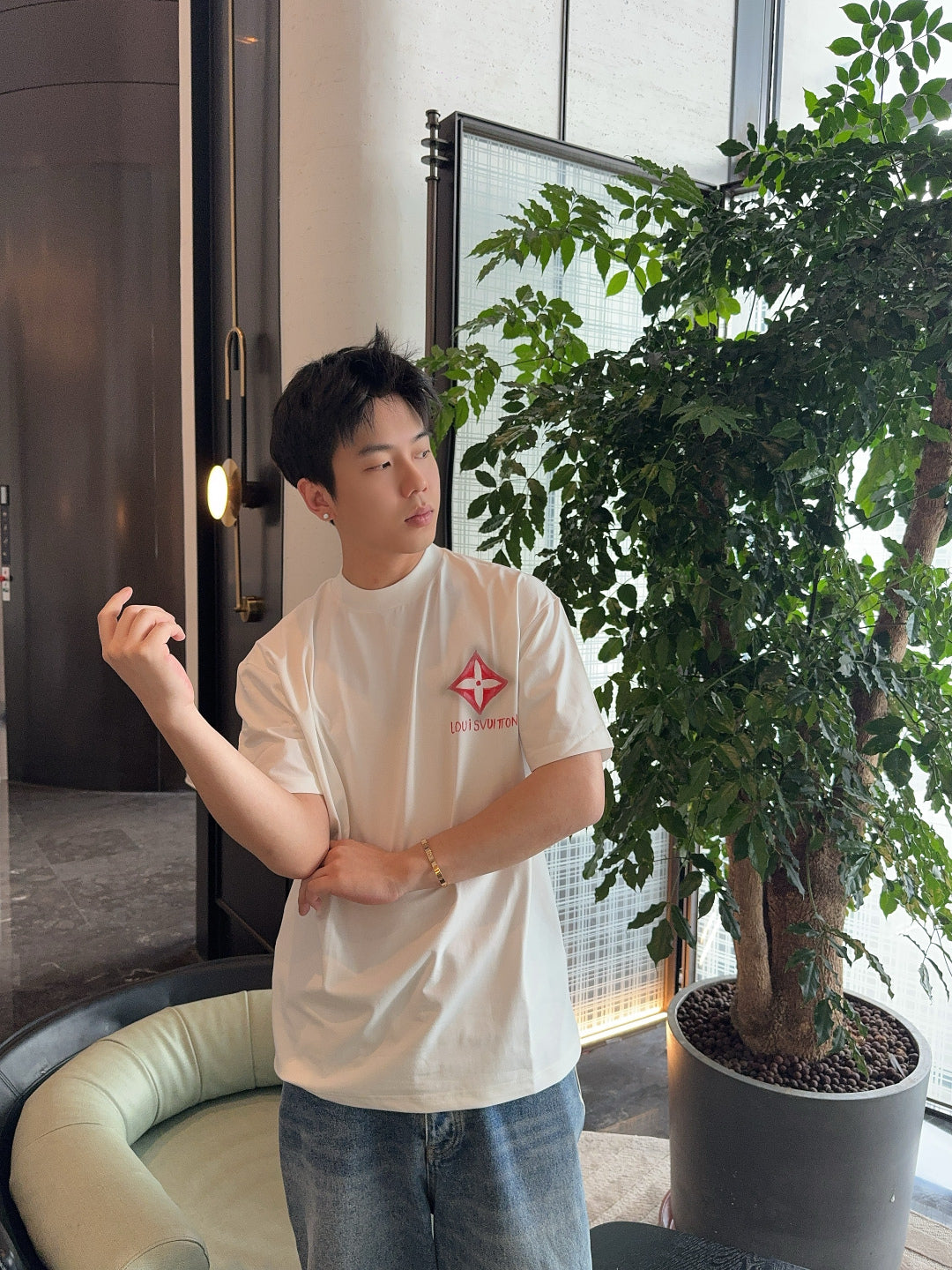 LuxluxHouse Best Quality Clothes T-shirt Louis Vuitton