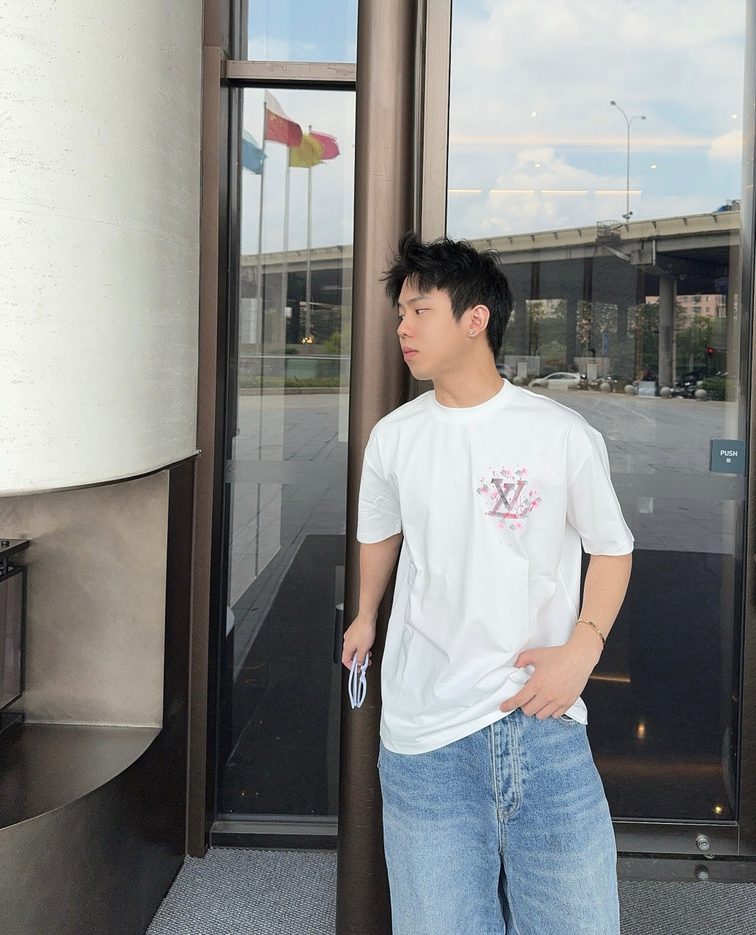 LuxluxHouse Best Quality Clothes T-shirt Louis Vuitton