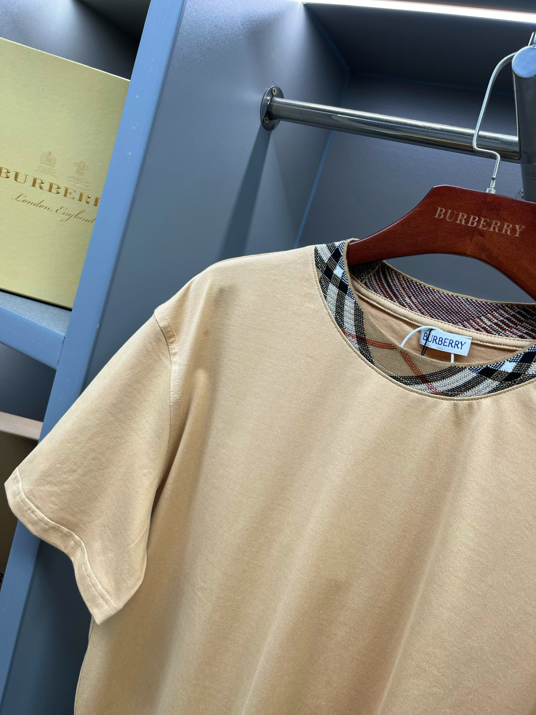 LuxluxHouse Best Quality Clothes Burberry T-shirt