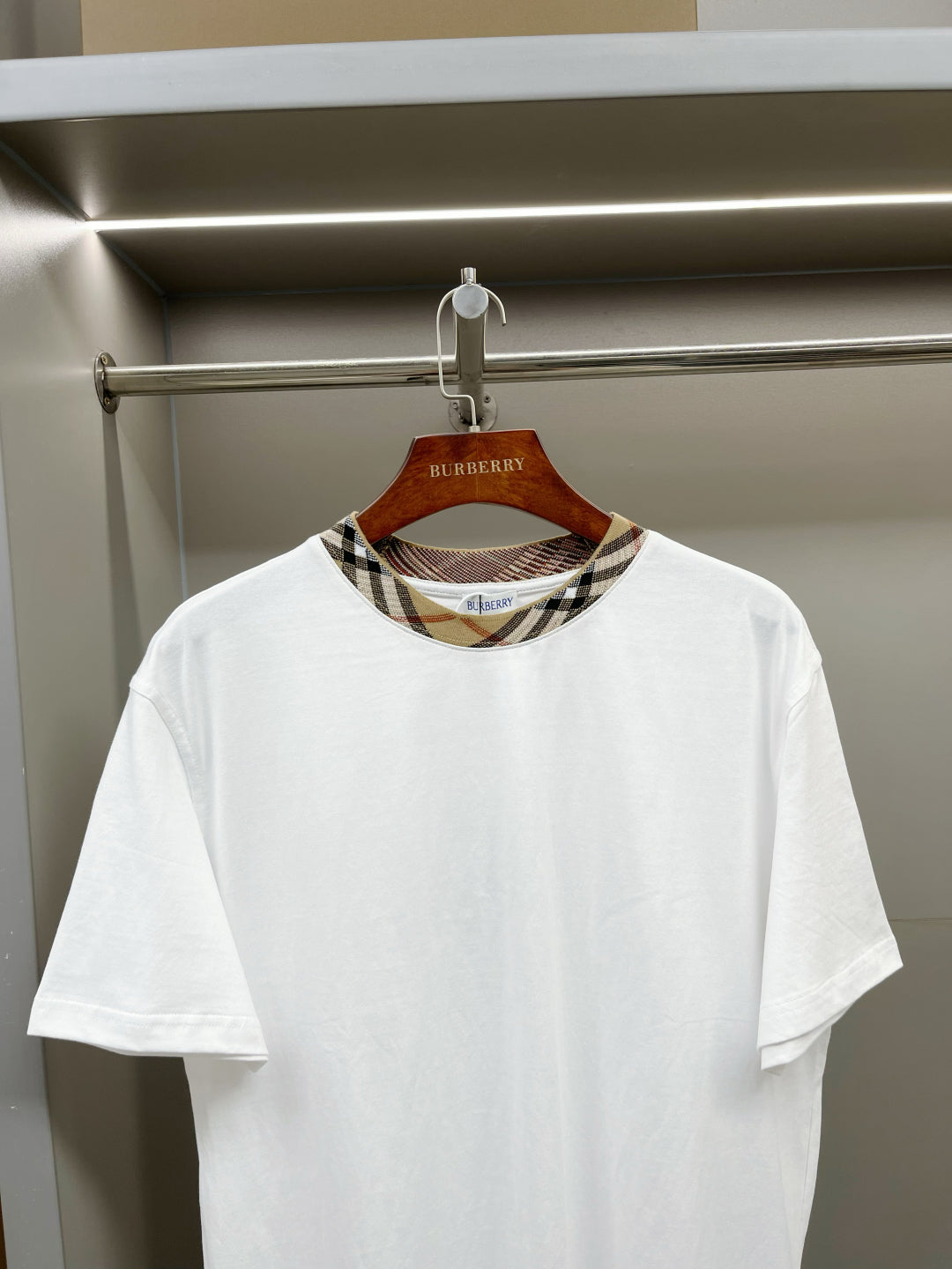LuxluxHouse Best Quality Clothes Burberry T-shirt