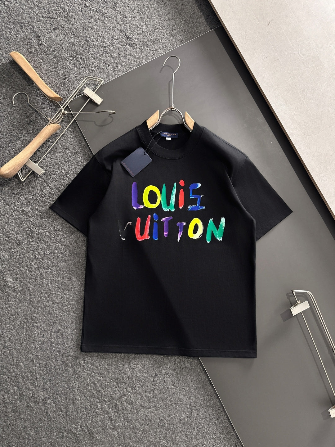 LuxluxHouse Best Quality Clothes T-shirt Louis Vuitton