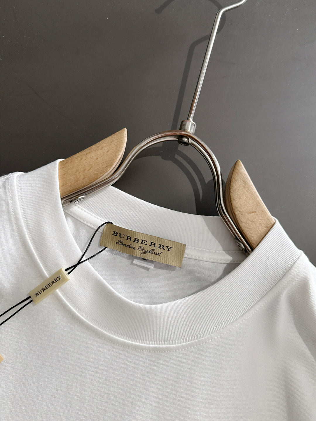 LuxluxHouse Best Quality Clothes Burberry T-shirt