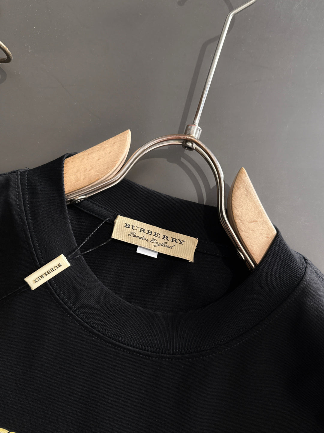LuxluxHouse Best Quality Clothes Burberry T-shirt