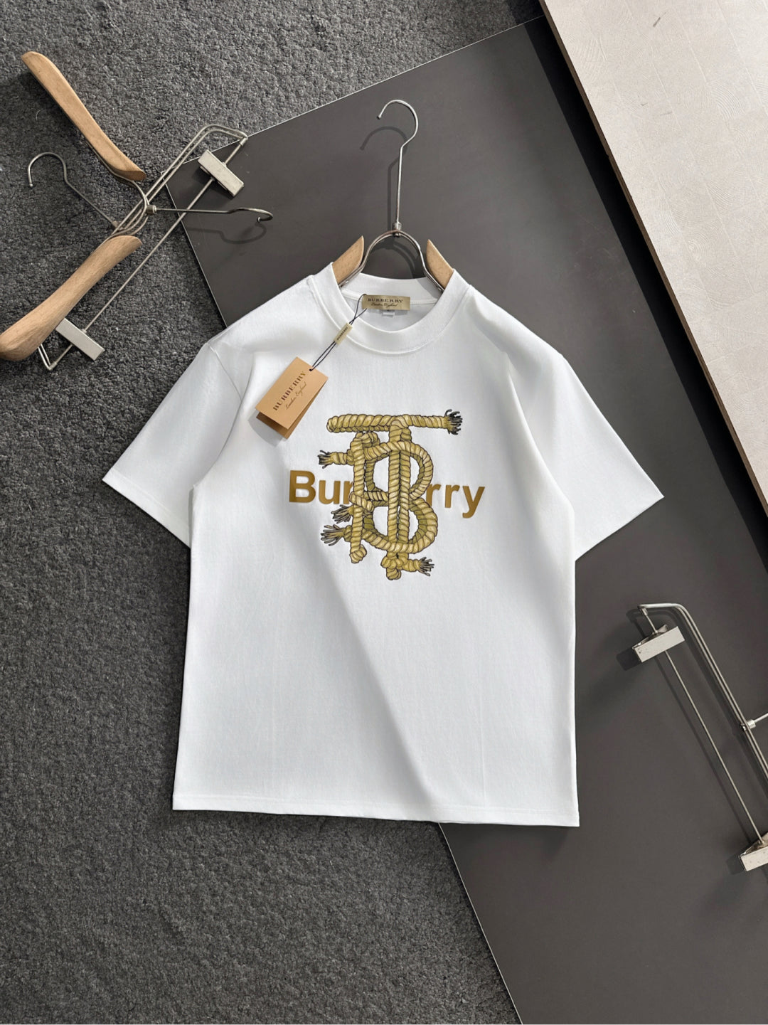 LuxluxHouse Best Quality Clothes Burberry T-shirt
