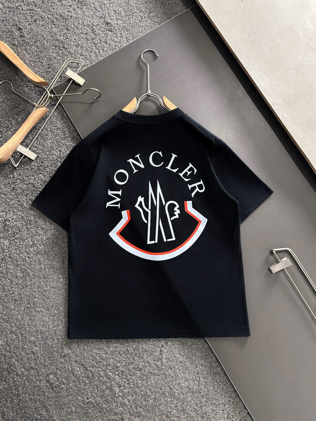 LuxluxHouse Best Quality Clothes T-shirt Moncler