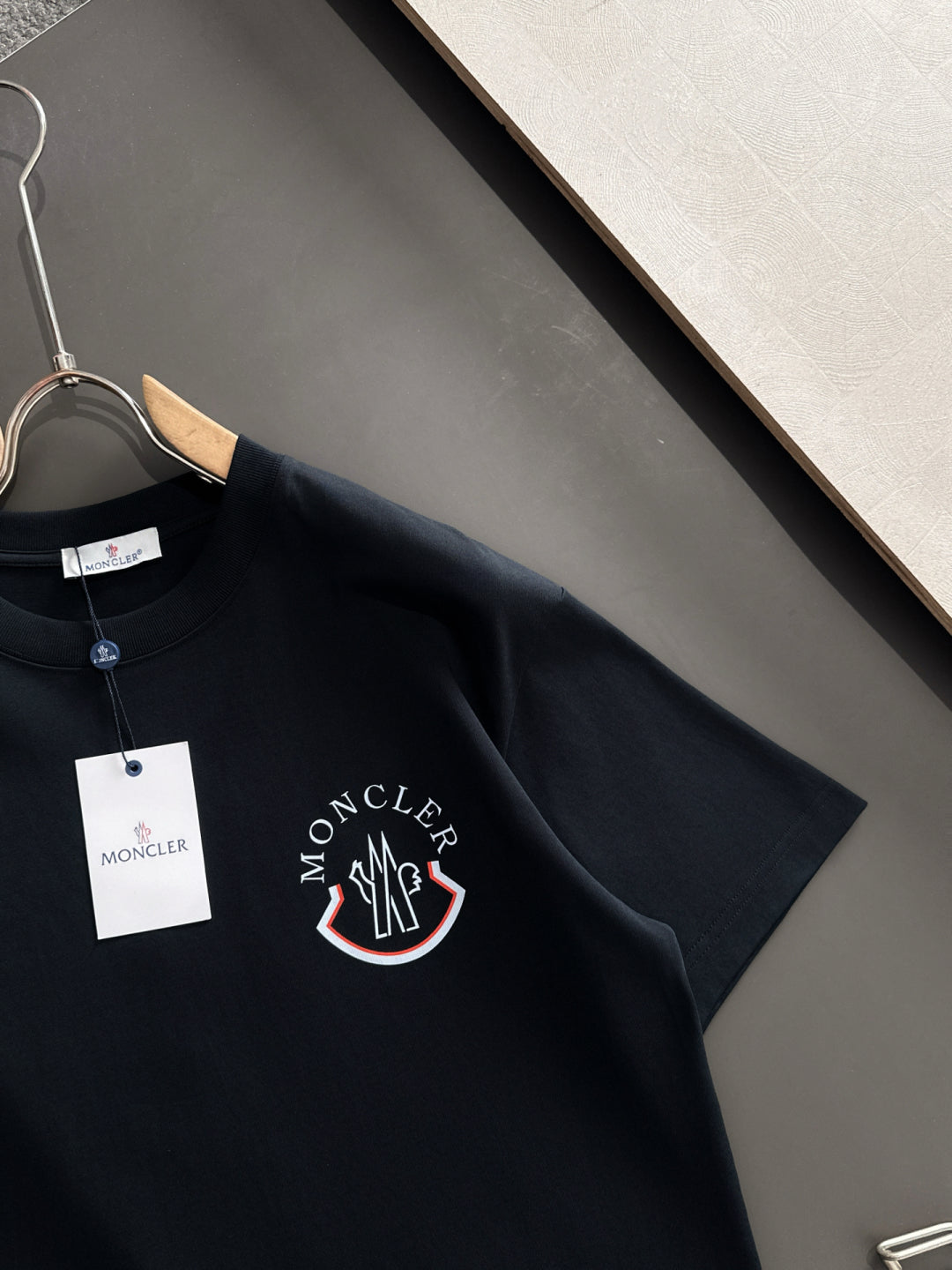 LuxluxHouse Best Quality Clothes T-shirt Moncler