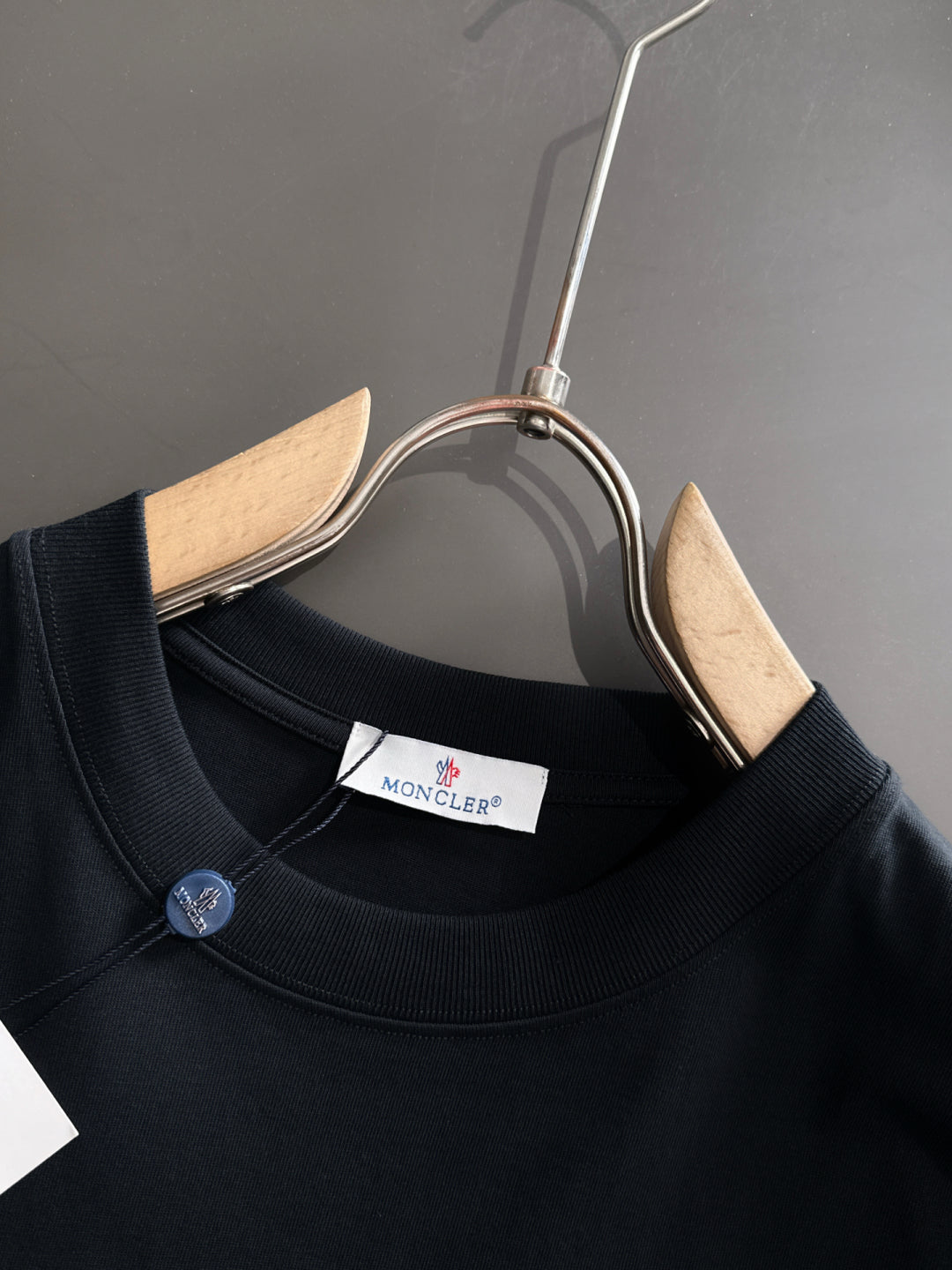 LuxluxHouse Best Quality Clothes T-shirt Moncler