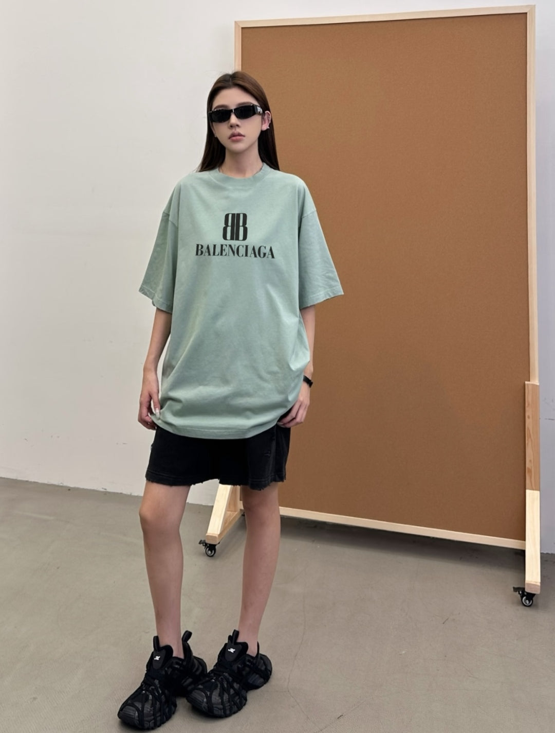 LuxluxHouse Best Quality Clothes Balenciaga T-shirt