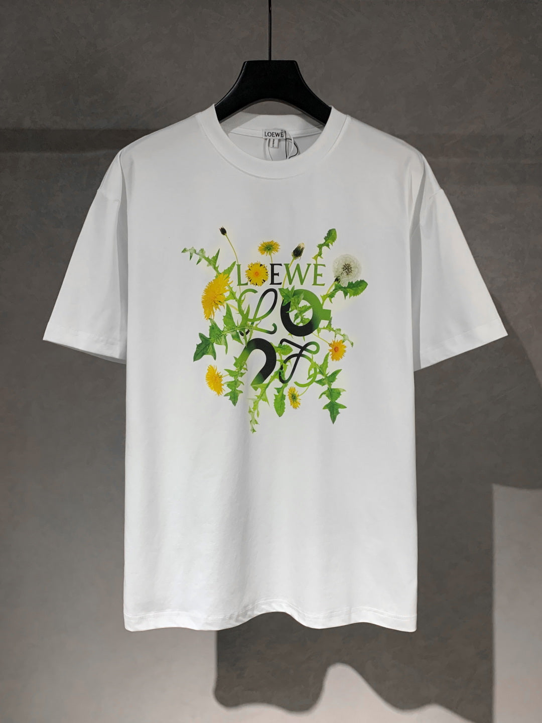 LuxluxHouse Best Quality Clothes T-shirt Loewe