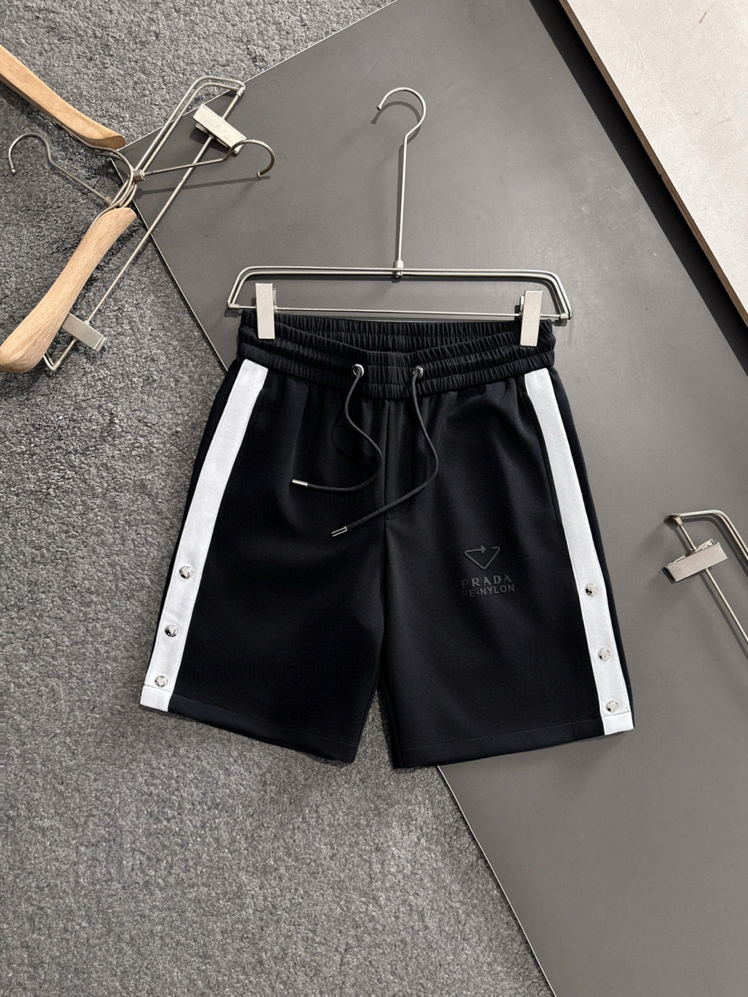 LuxluxHouse Best Quality Clothes Pants Prada