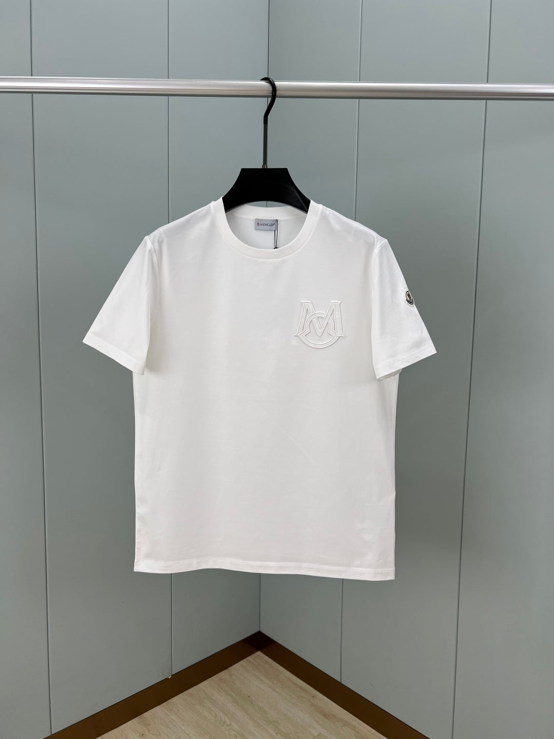 LuxluxHouse Best Quality Clothes T-shirt Moncler