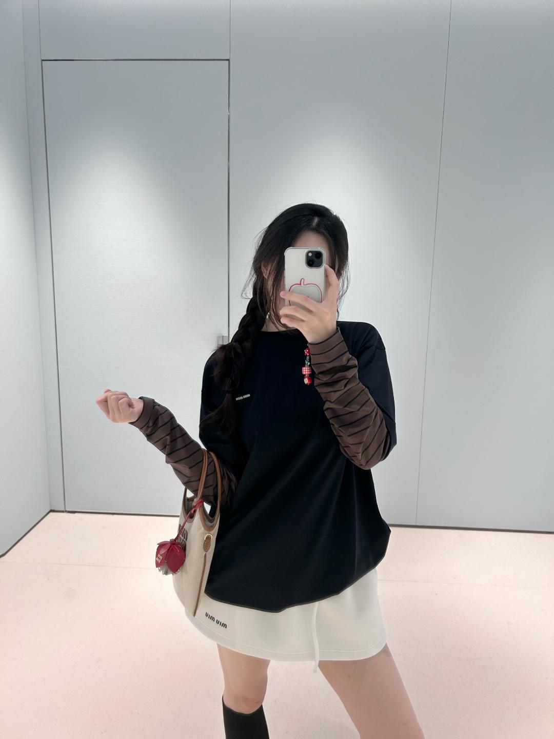 LuxluxHouse Best Quality Clothes Miu Miu T-shirt