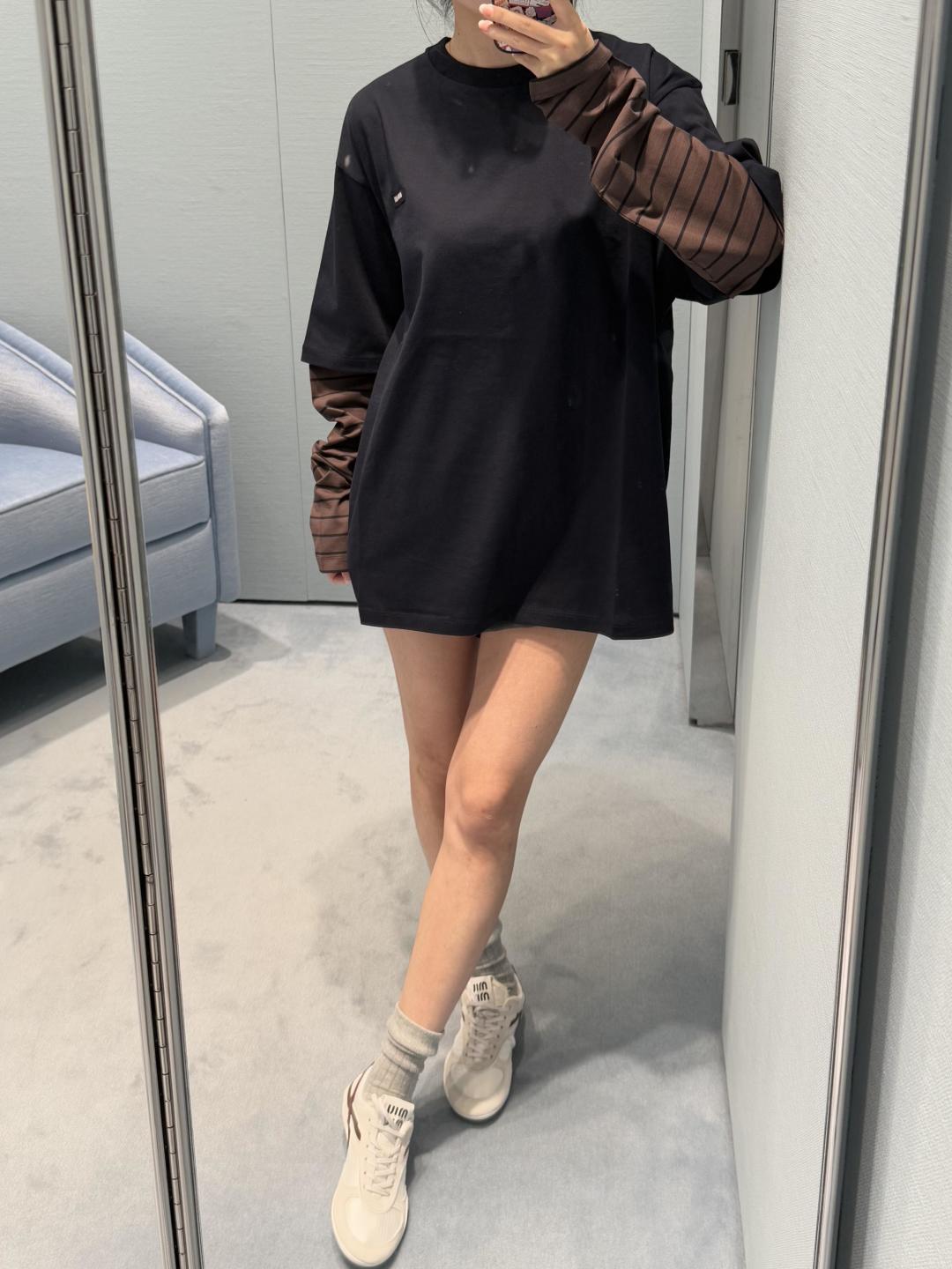 LuxluxHouse Best Quality Clothes Miu Miu T-shirt