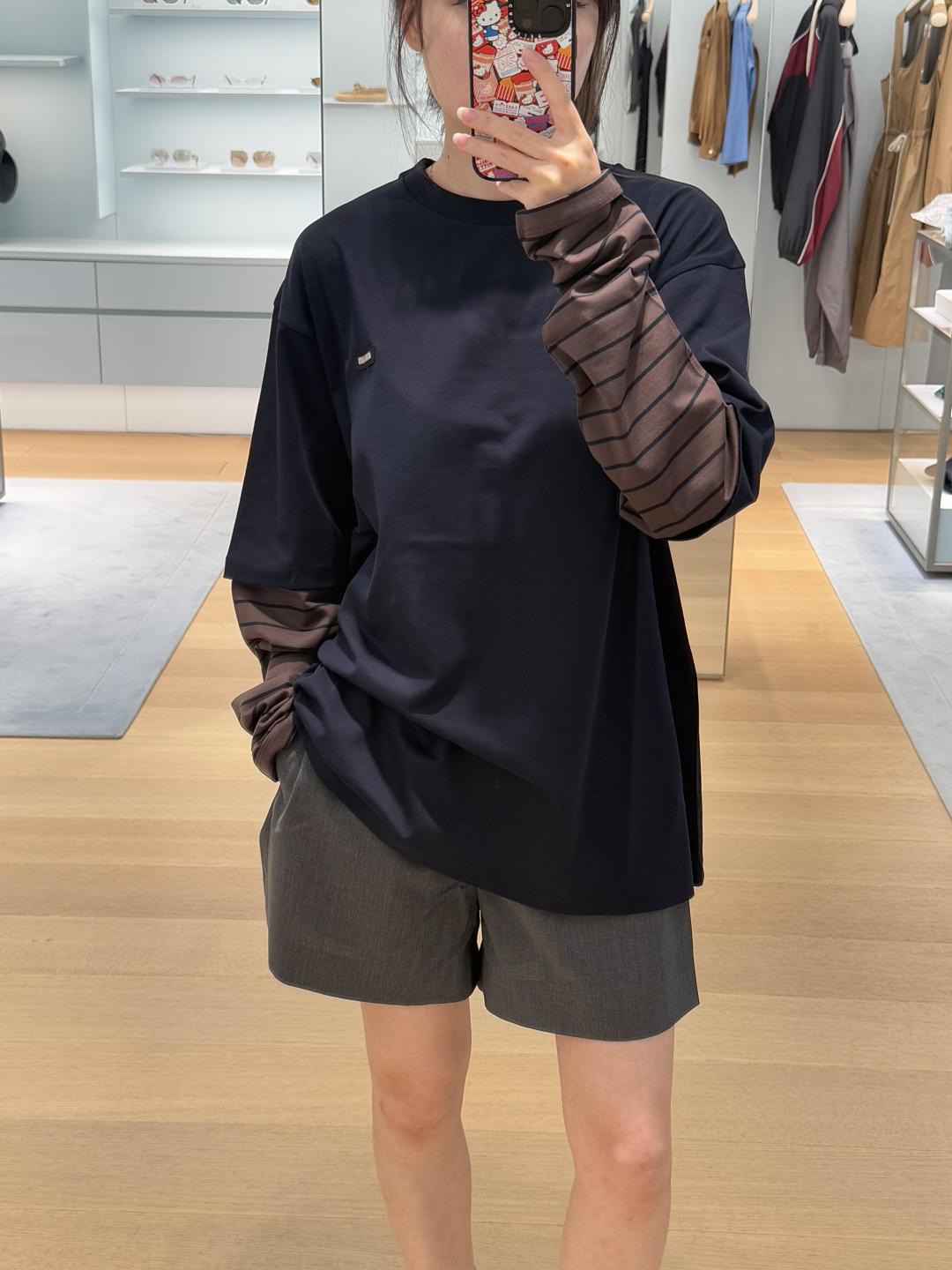 LuxluxHouse Best Quality Clothes Miu Miu T-shirt