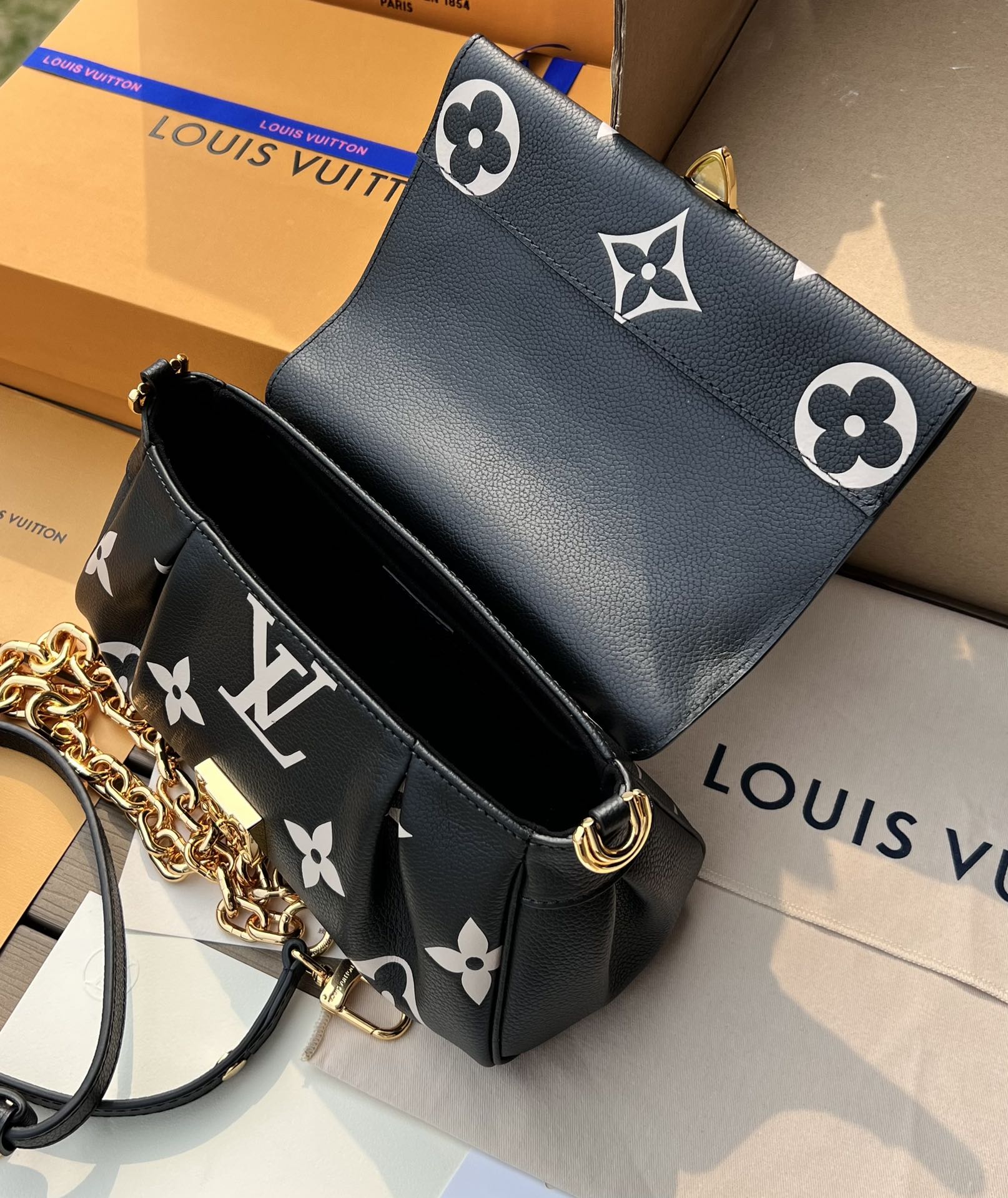 LuxluxHouse Great quality Louis Vuitton Bag Top Quality Free shipping