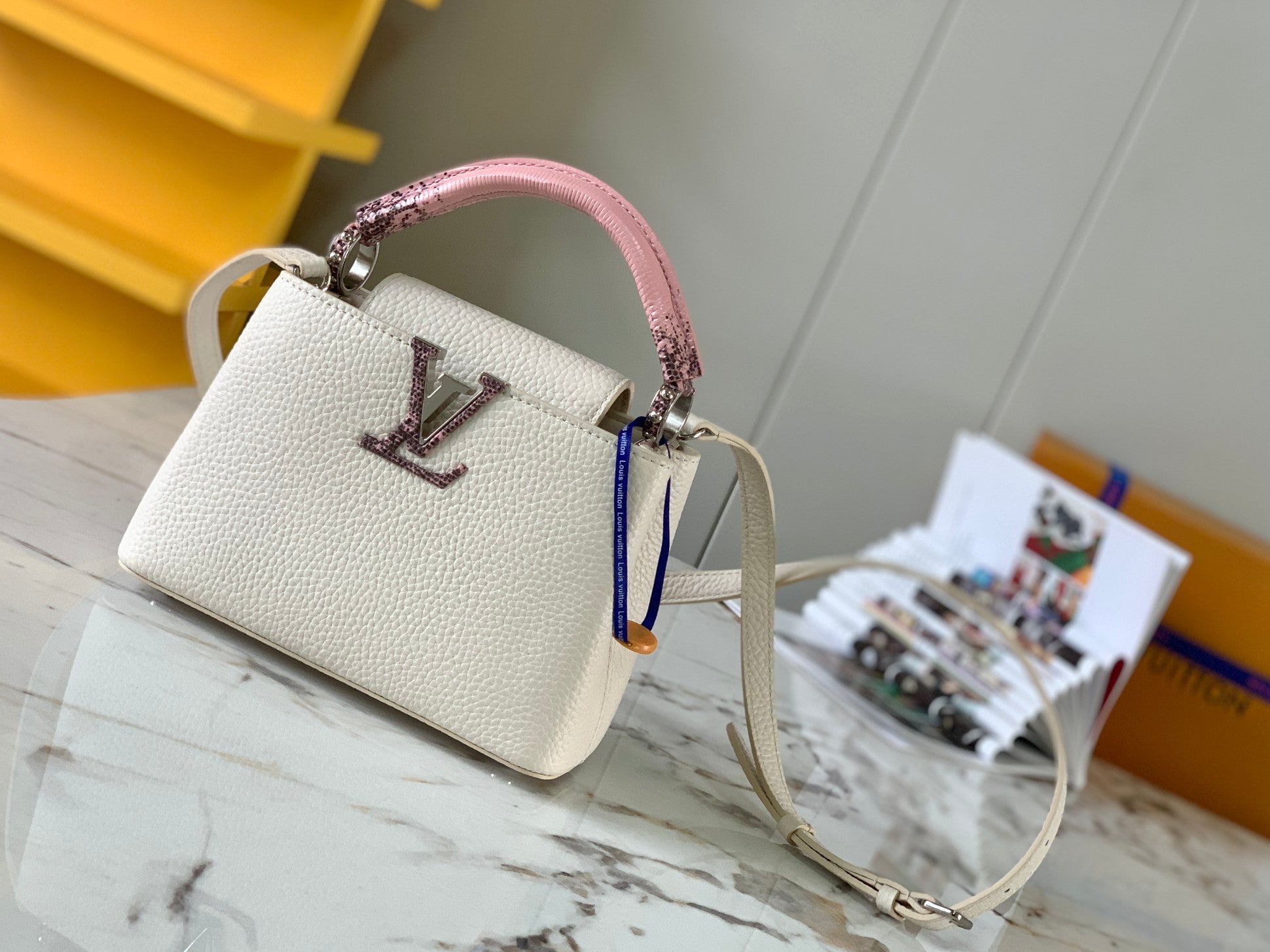 LuxluxHouse Great quality Louis Vuitton Bag Top Quality 21*14*8CM Free shipping