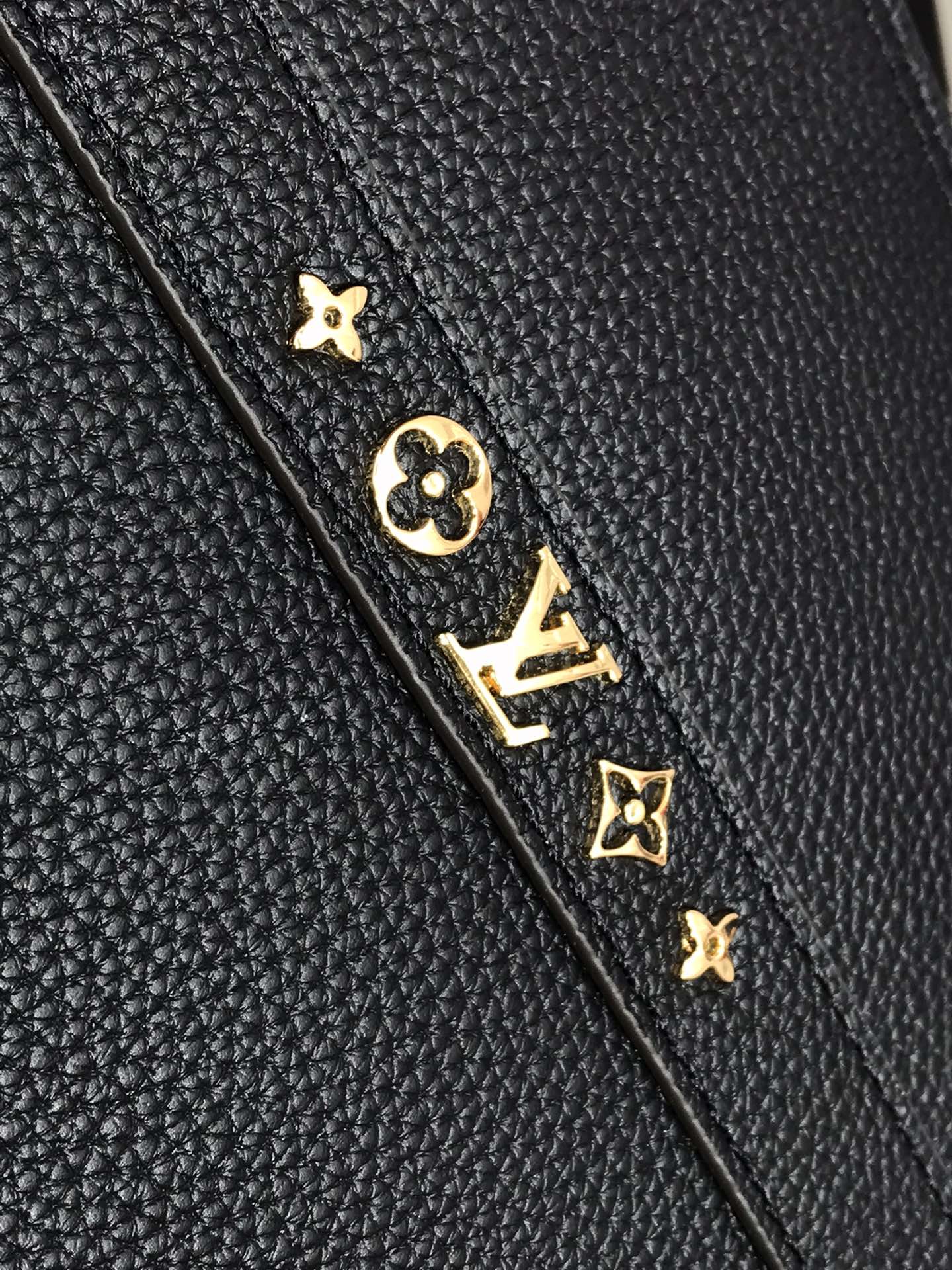 LuxluxHouse Great quality Louis Vuitton Bag Top Quality 25*22.5*13cm Free shipping