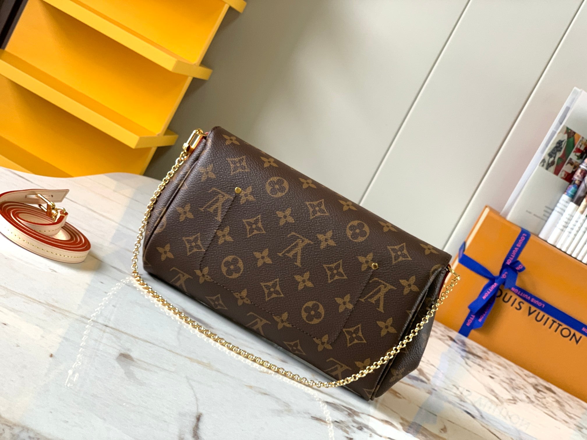 LuxluxHouse Great quality Louis Vuitton Bag Top Quality 26*15*4CM Free shipping