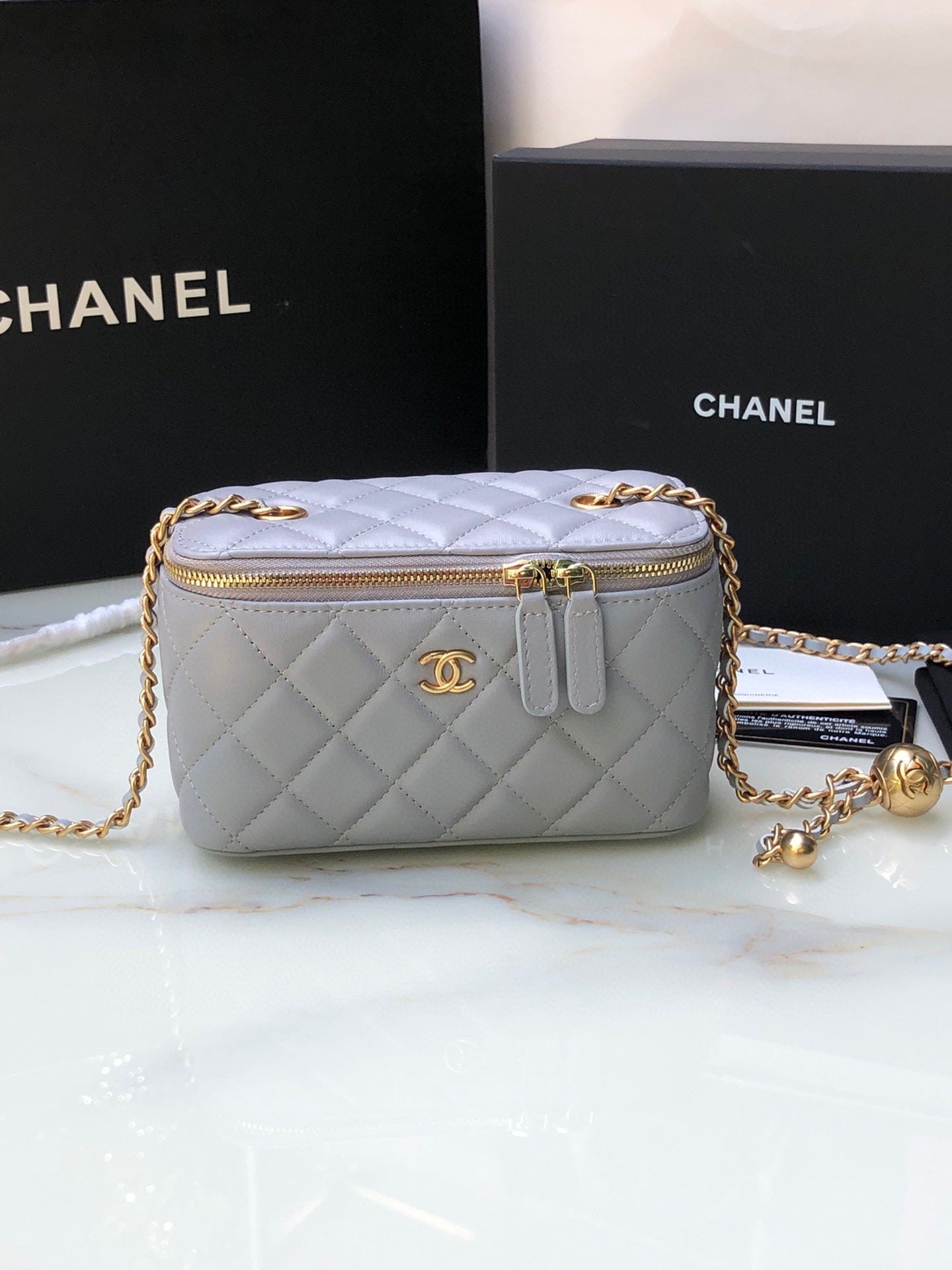 LuxluxHouse Great quality Chanel Top Bag 17*9.5*8CM Free shipping