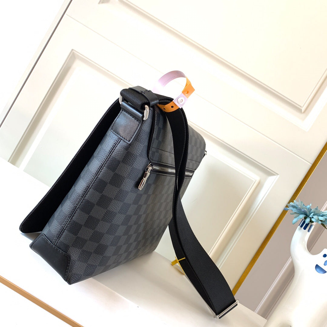 LuxluxHouse Great quality Louis Vuitton Bag Top Quality Free shipping