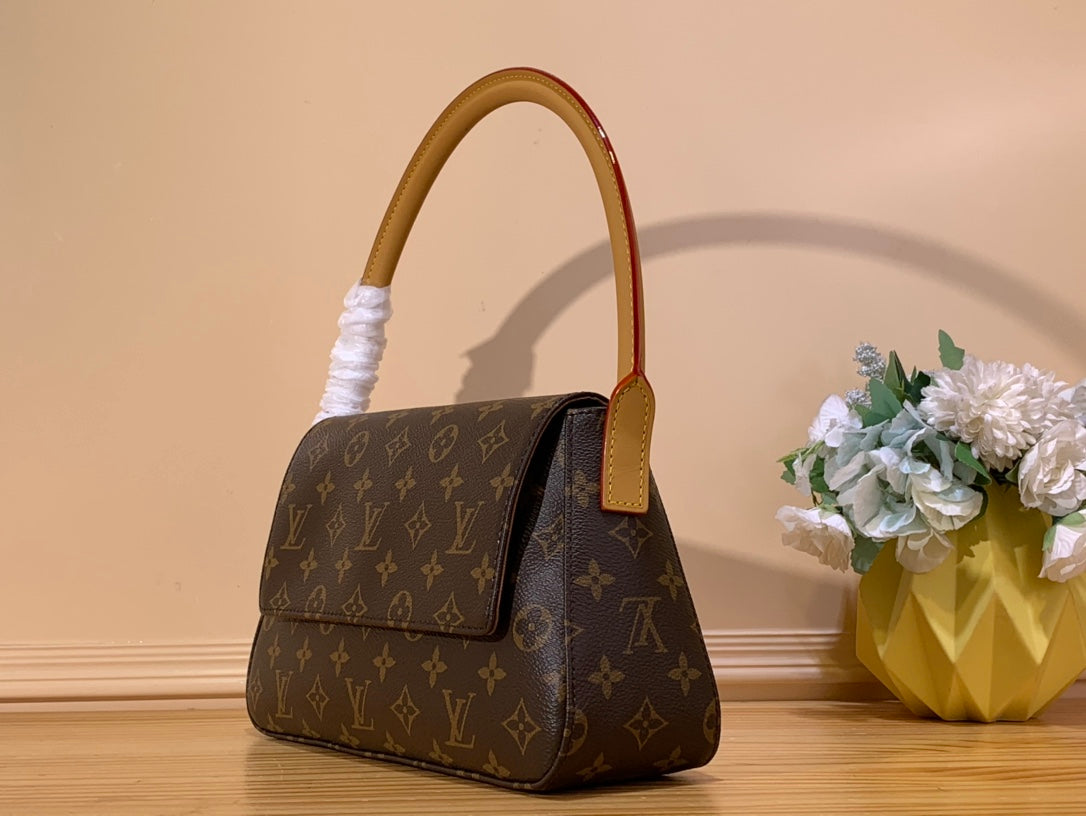 LuxluxHouse Great quality Louis Vuitton Bag Top Quality 24*21*9CM Free shipping