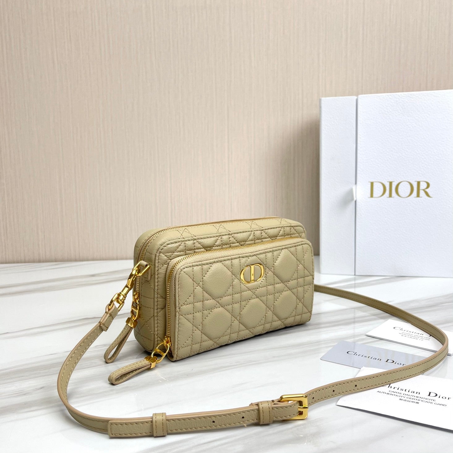 Free shipping LuxluxHouse Dior Top Bag 19*10.5*5cm