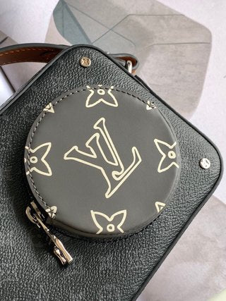 LuxluxHouse Great quality Louis Vuitton Bag Top Quality 23*13*6cm Free shipping