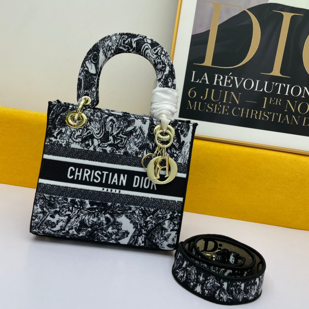 Free shipping LuxluxHouse Dior Top Bag 24*20*11cm