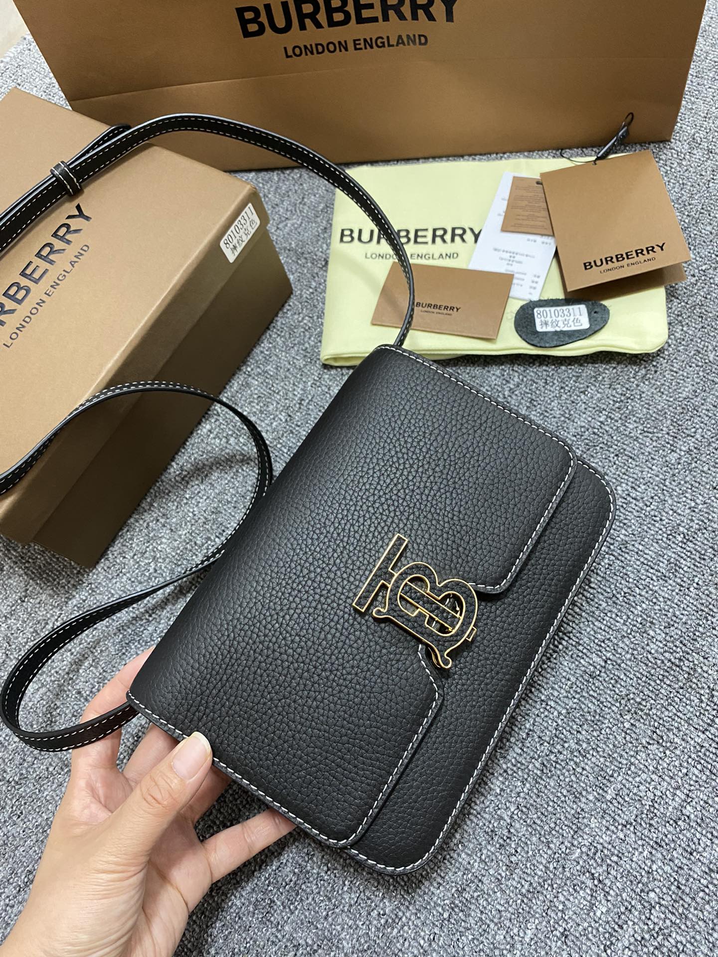 LuxluxHouse Great quality Burberry Bag Top Quality 21*6*16CM Free shipping